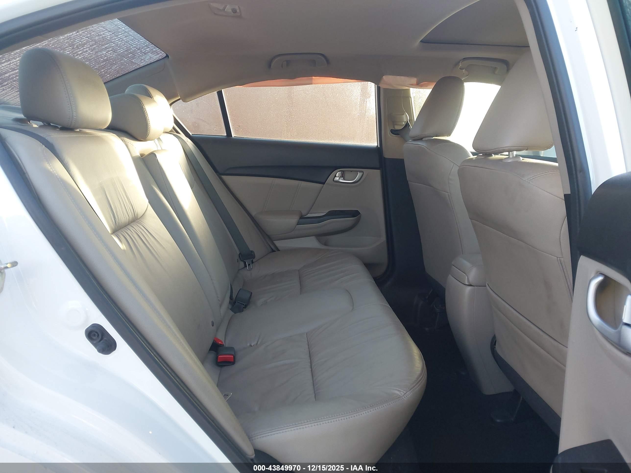 HONDA CIVIC image 8
