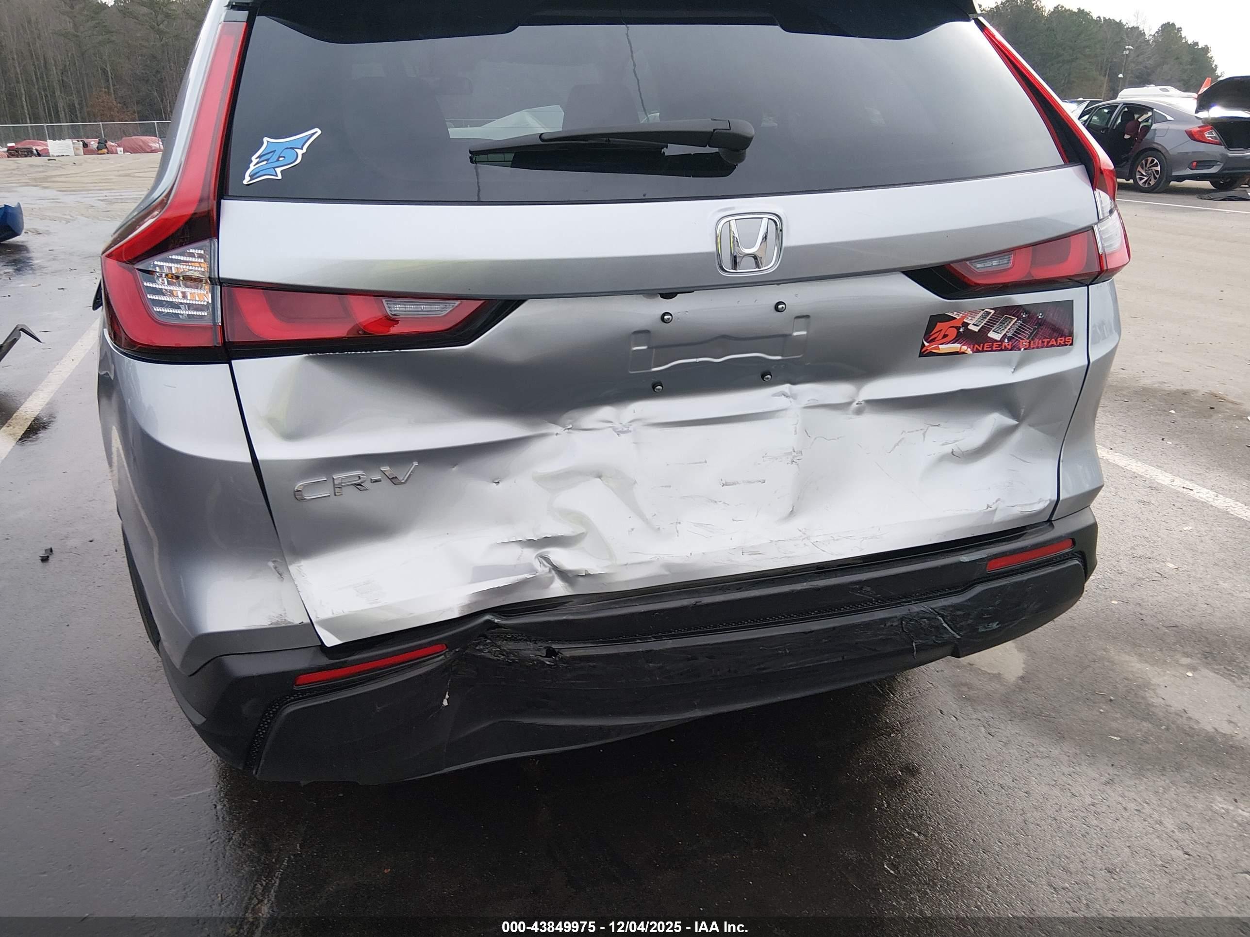 HONDA CR-V image 6