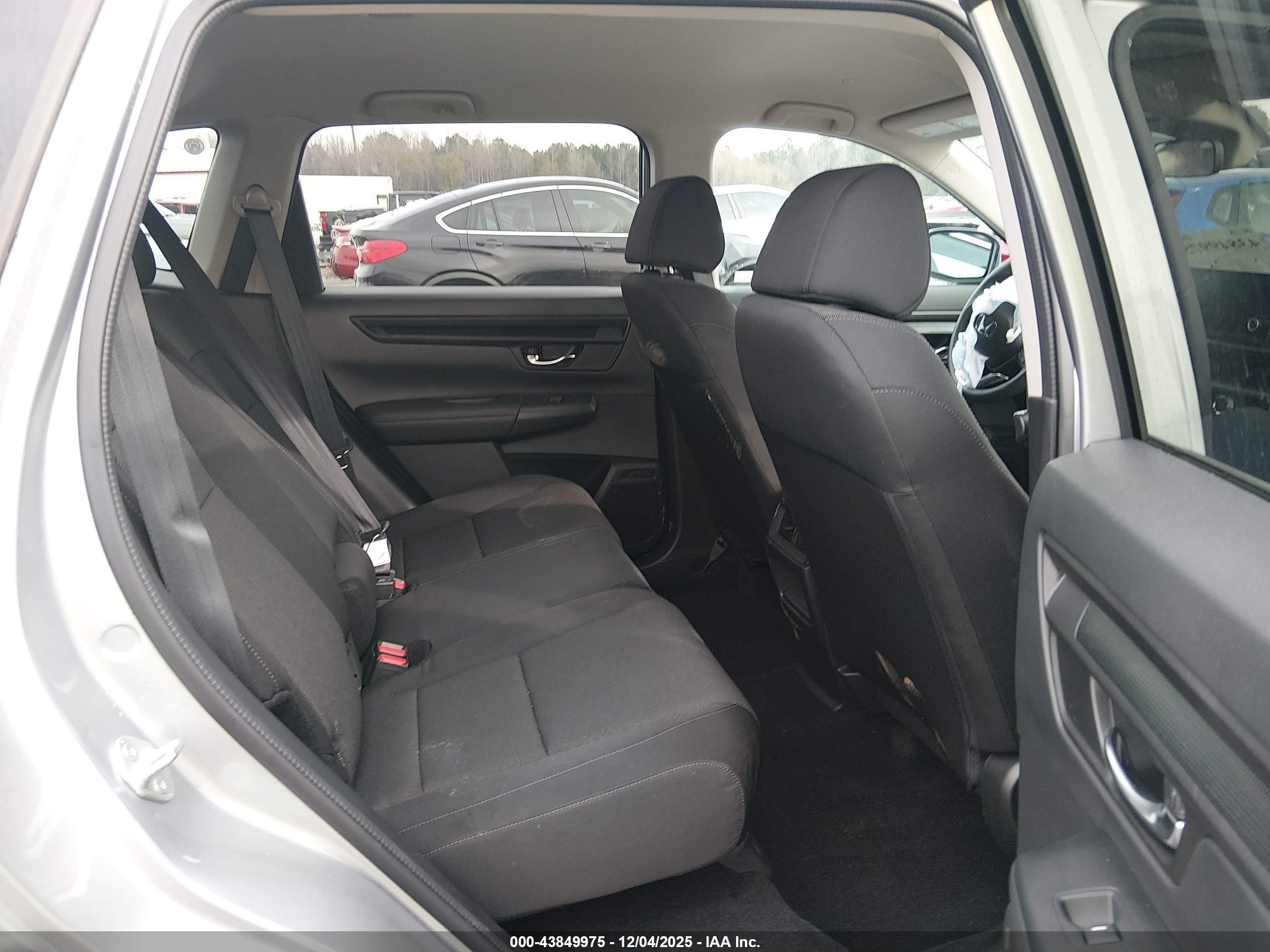 HONDA CR-V image 8