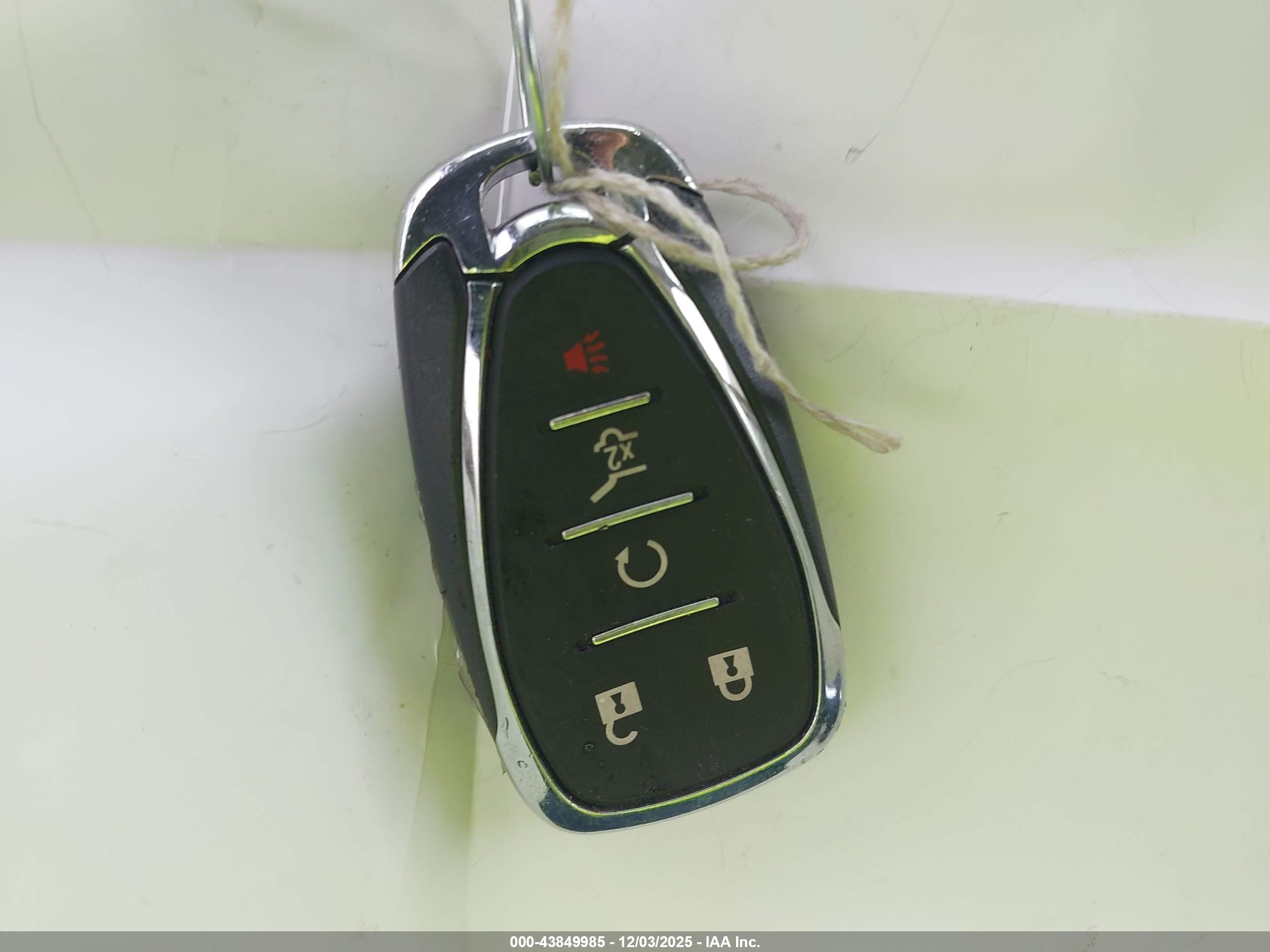 CHEVROLET EQUINOX image 11