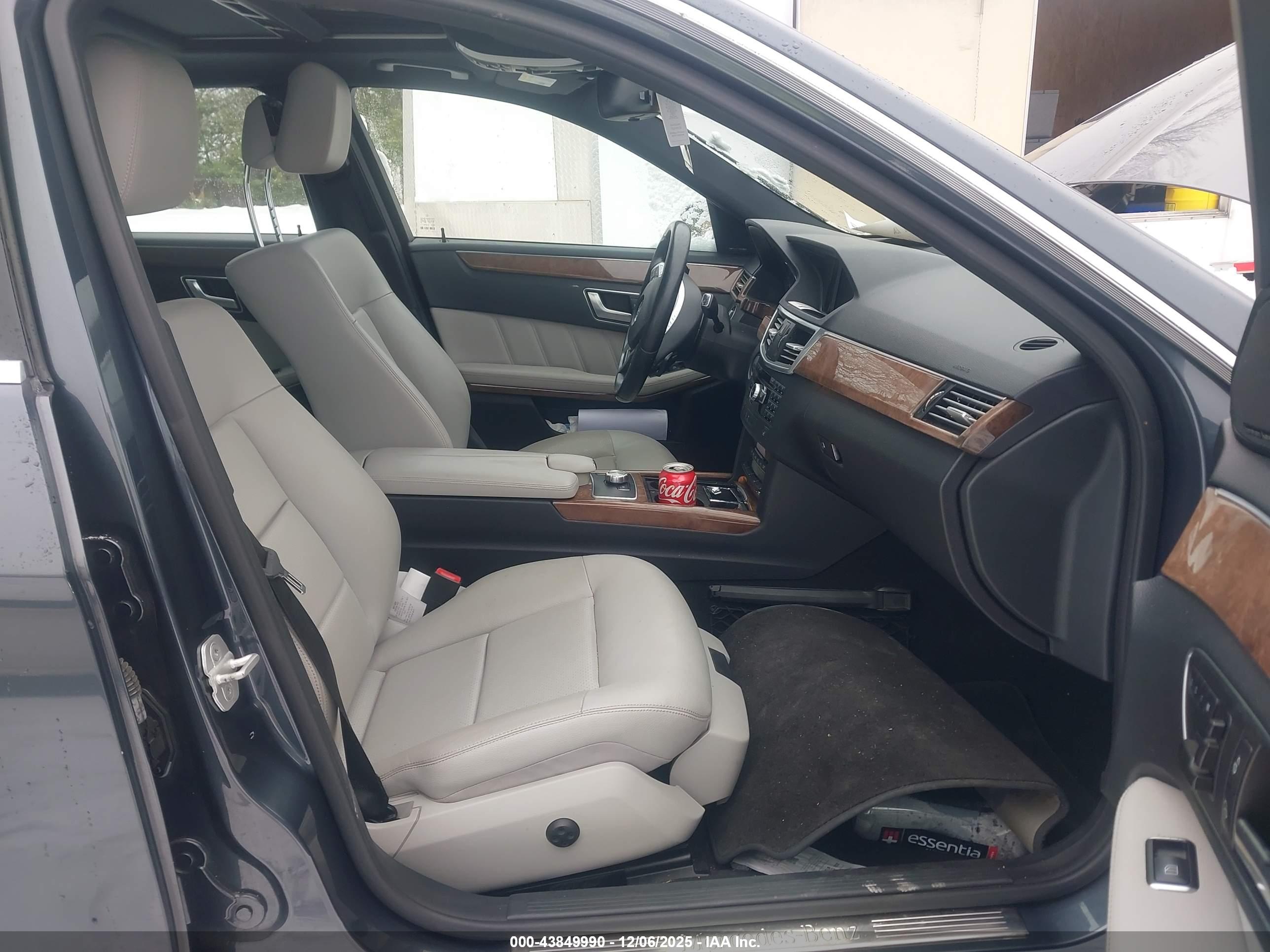 MERCEDES-BENZ E image 5