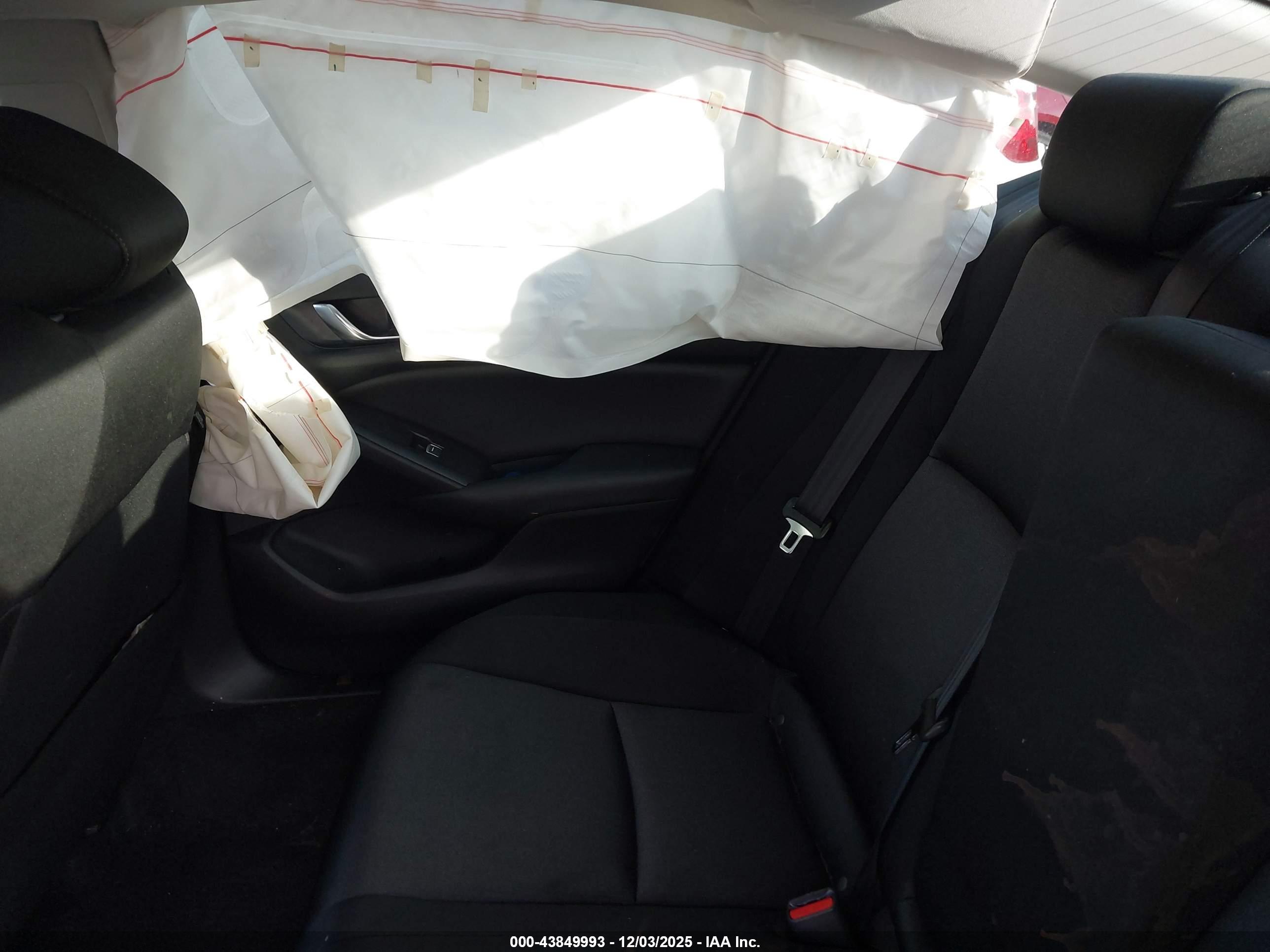 HONDA ACCORD image 8
