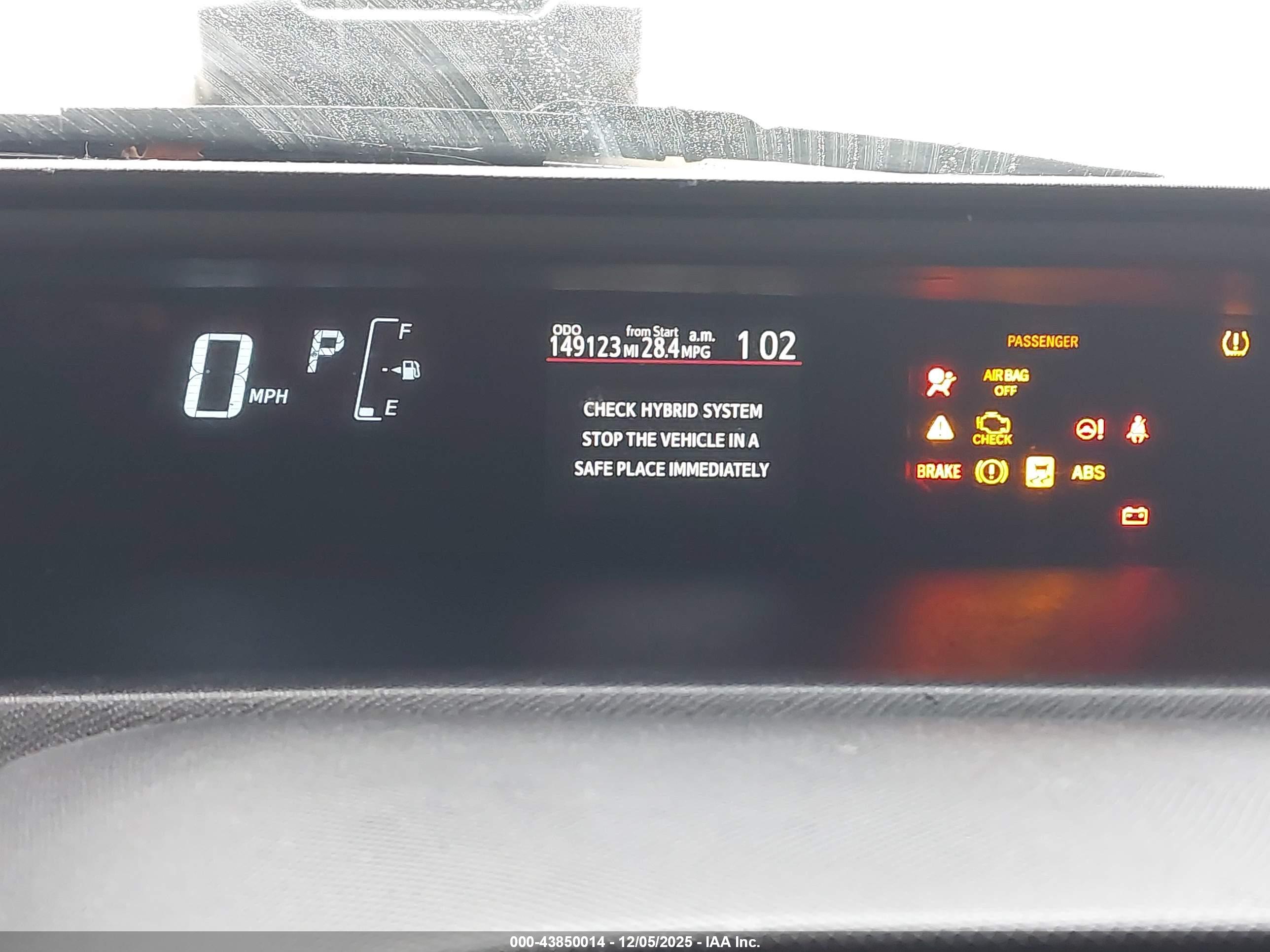 TOYOTA PRIUS image 7