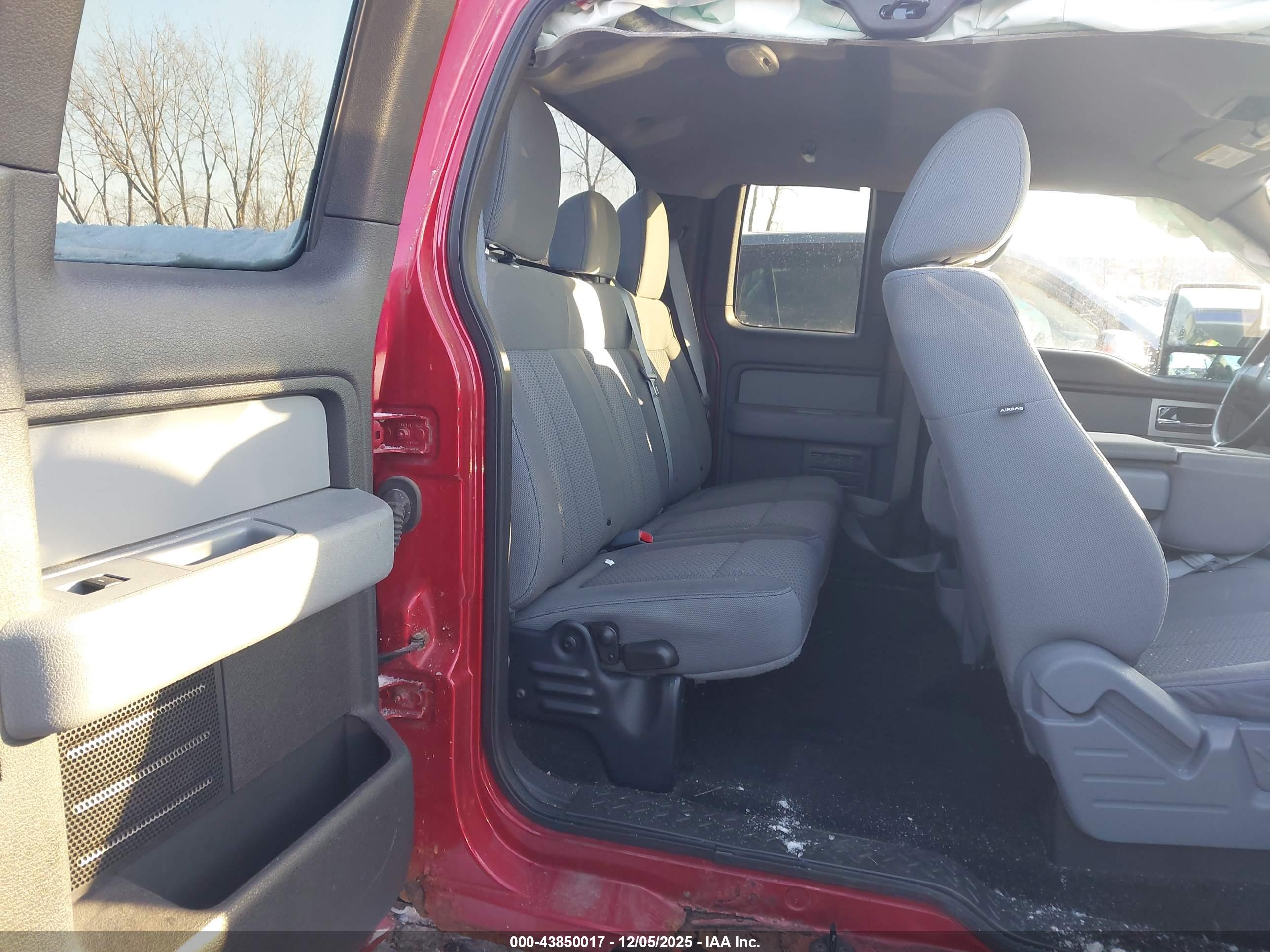 FORD F-150 image 8