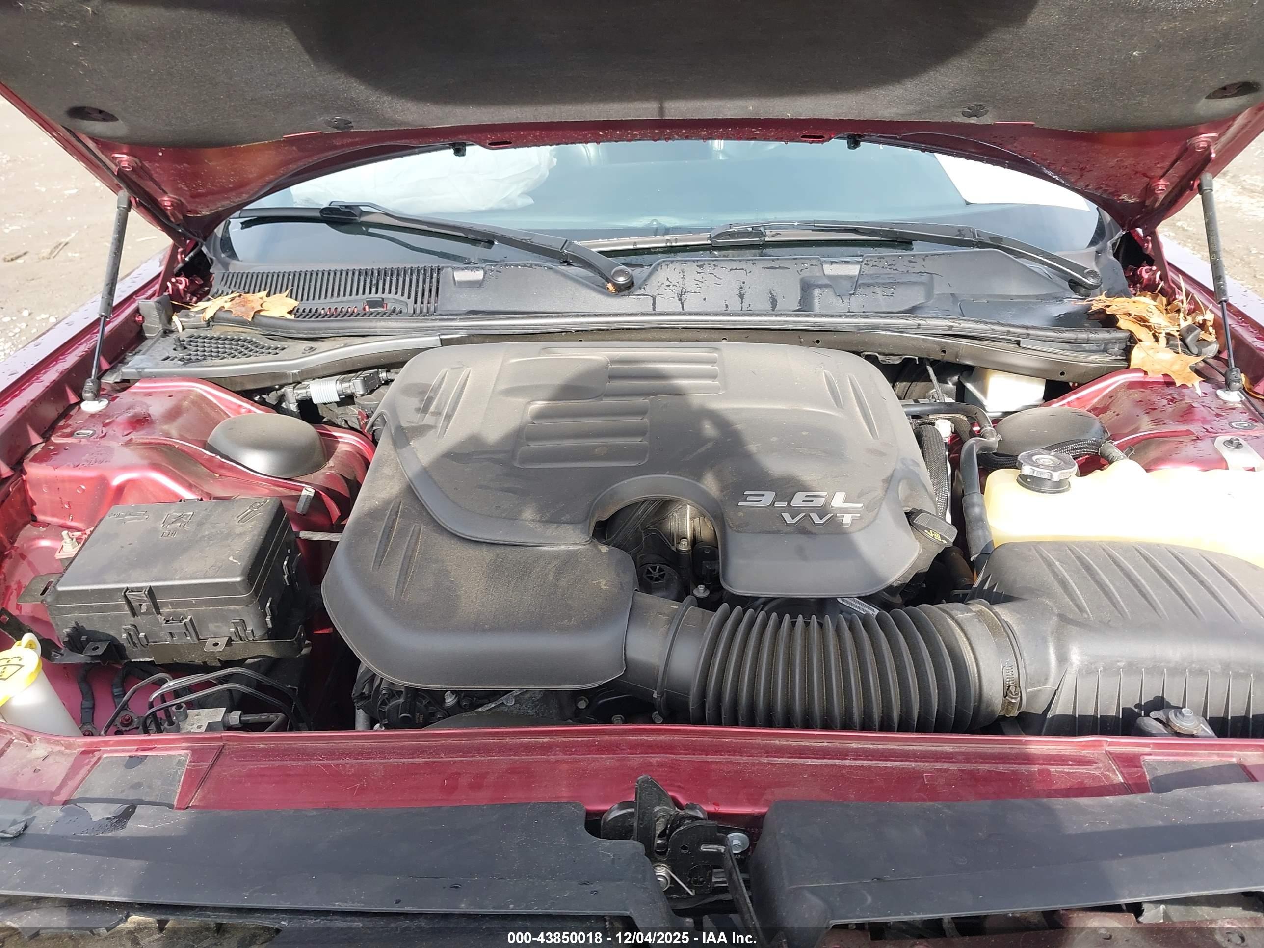 DODGE CHALLENGER image 10