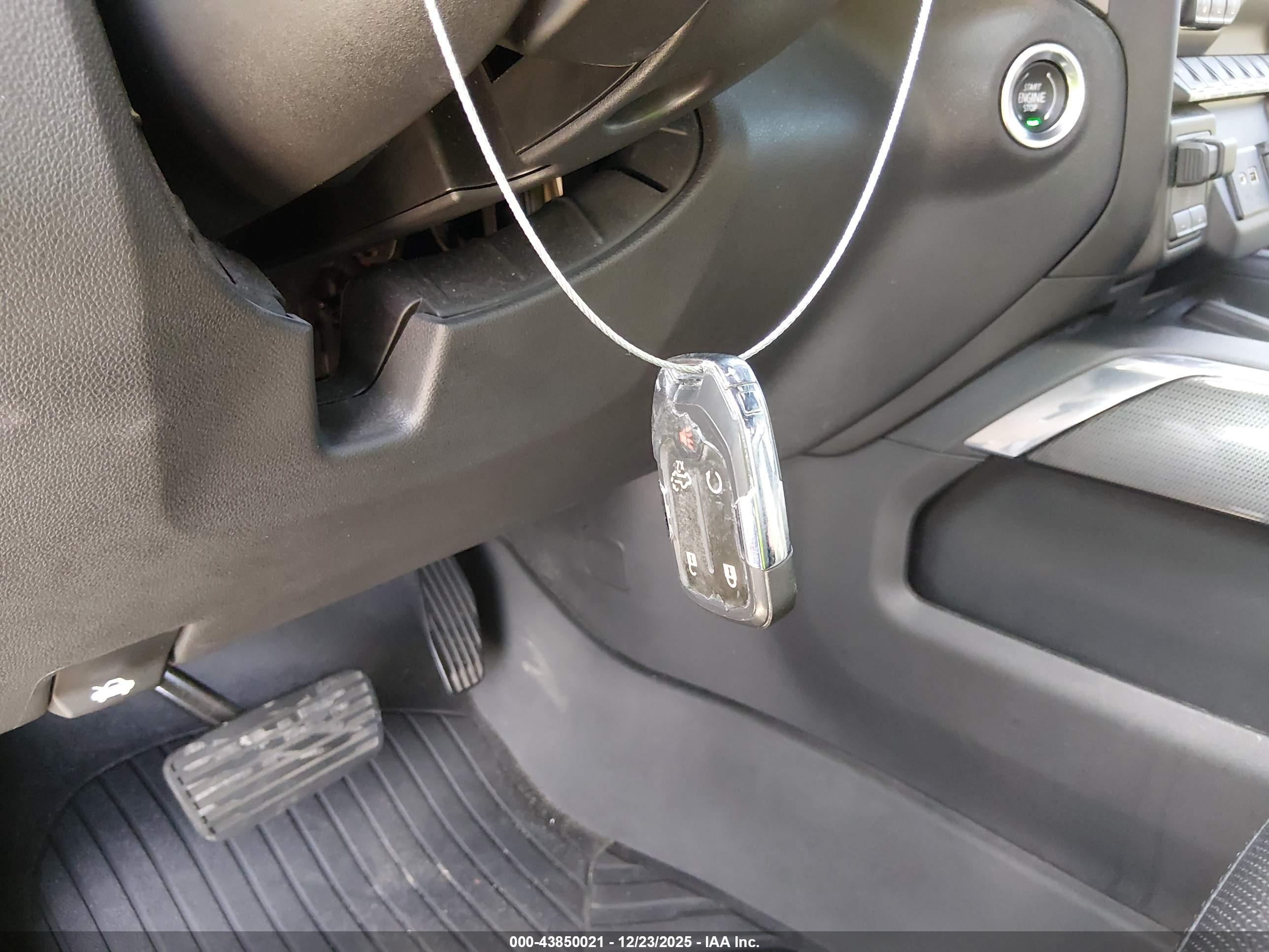 GMC SIERRA image 11