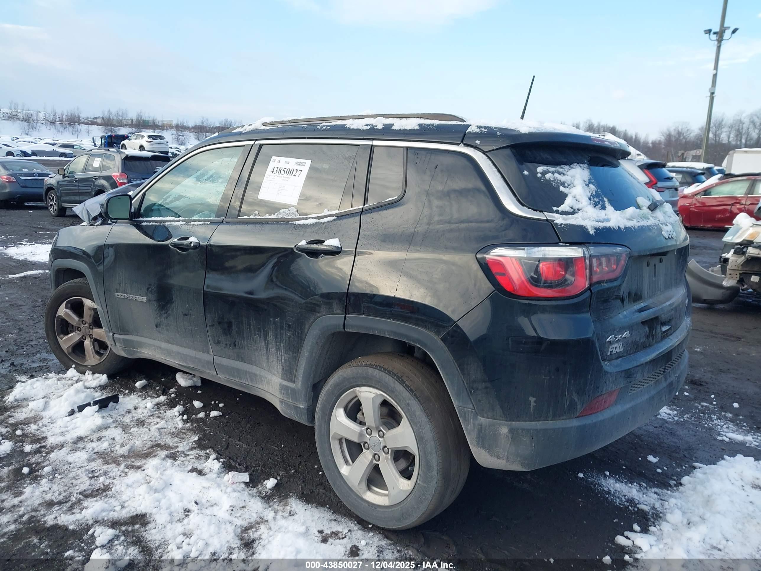 JEEP COMPASS image 3