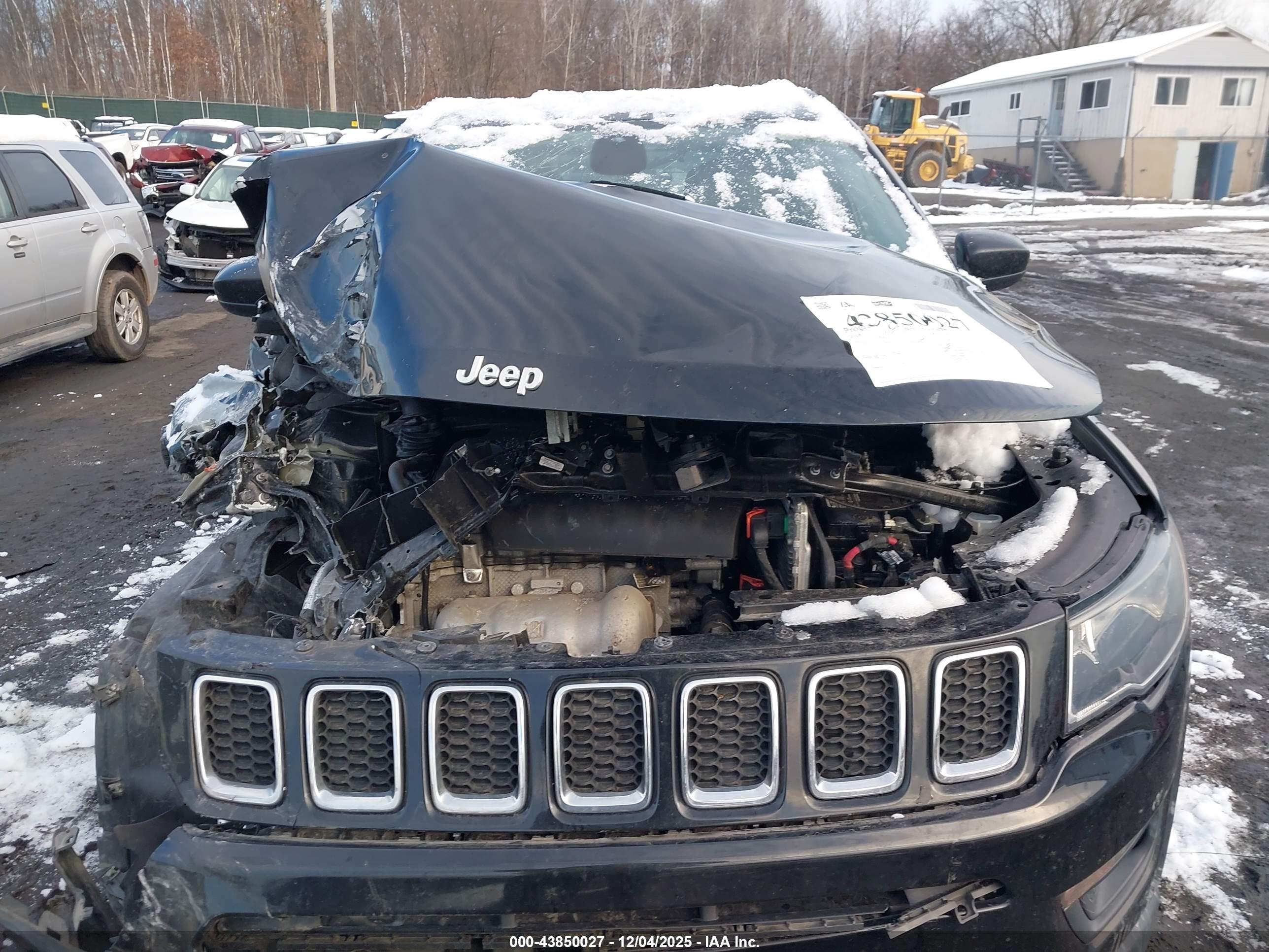 JEEP COMPASS image 6