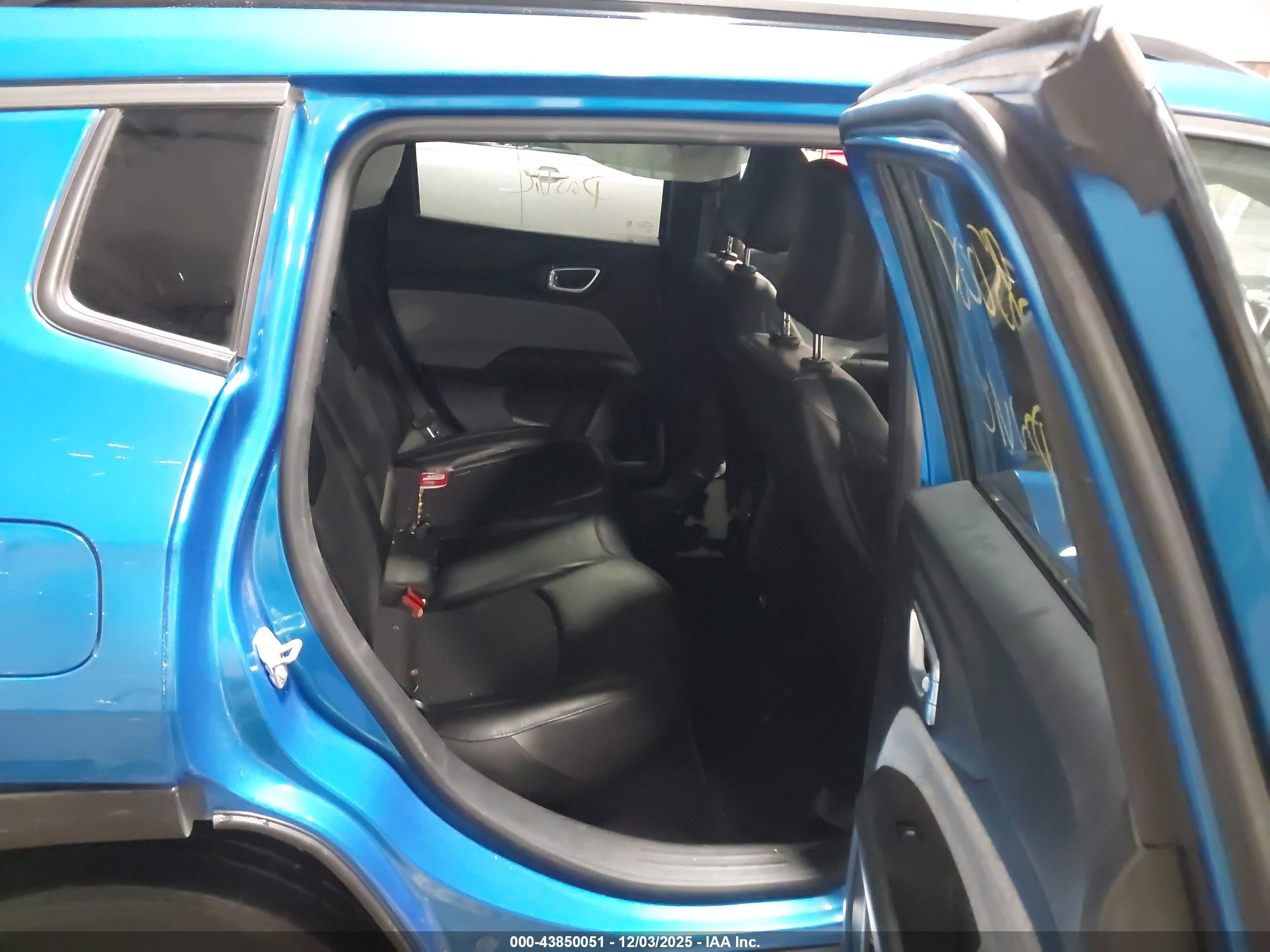 JEEP COMPASS image 8
