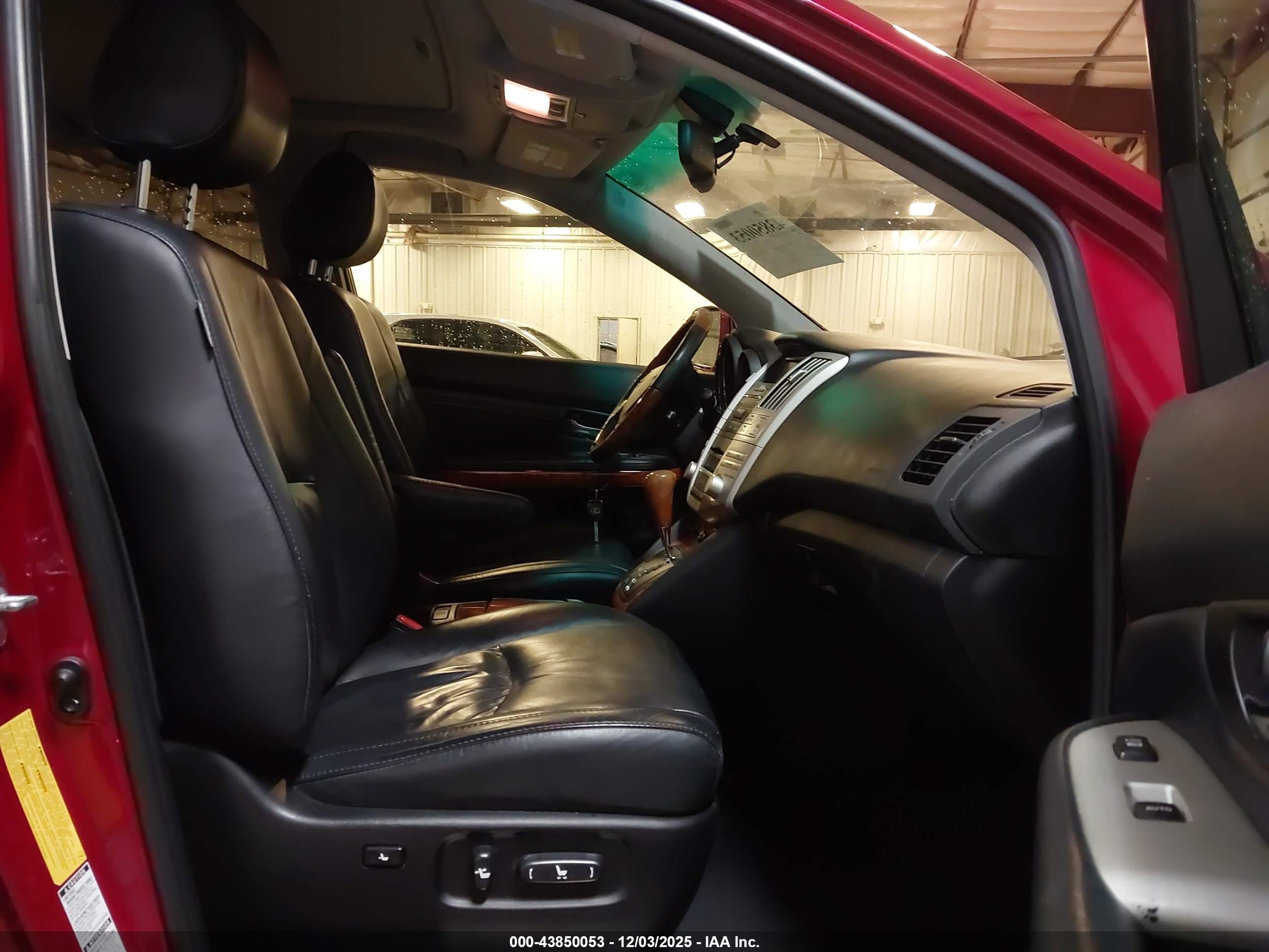 LEXUS RX image 5