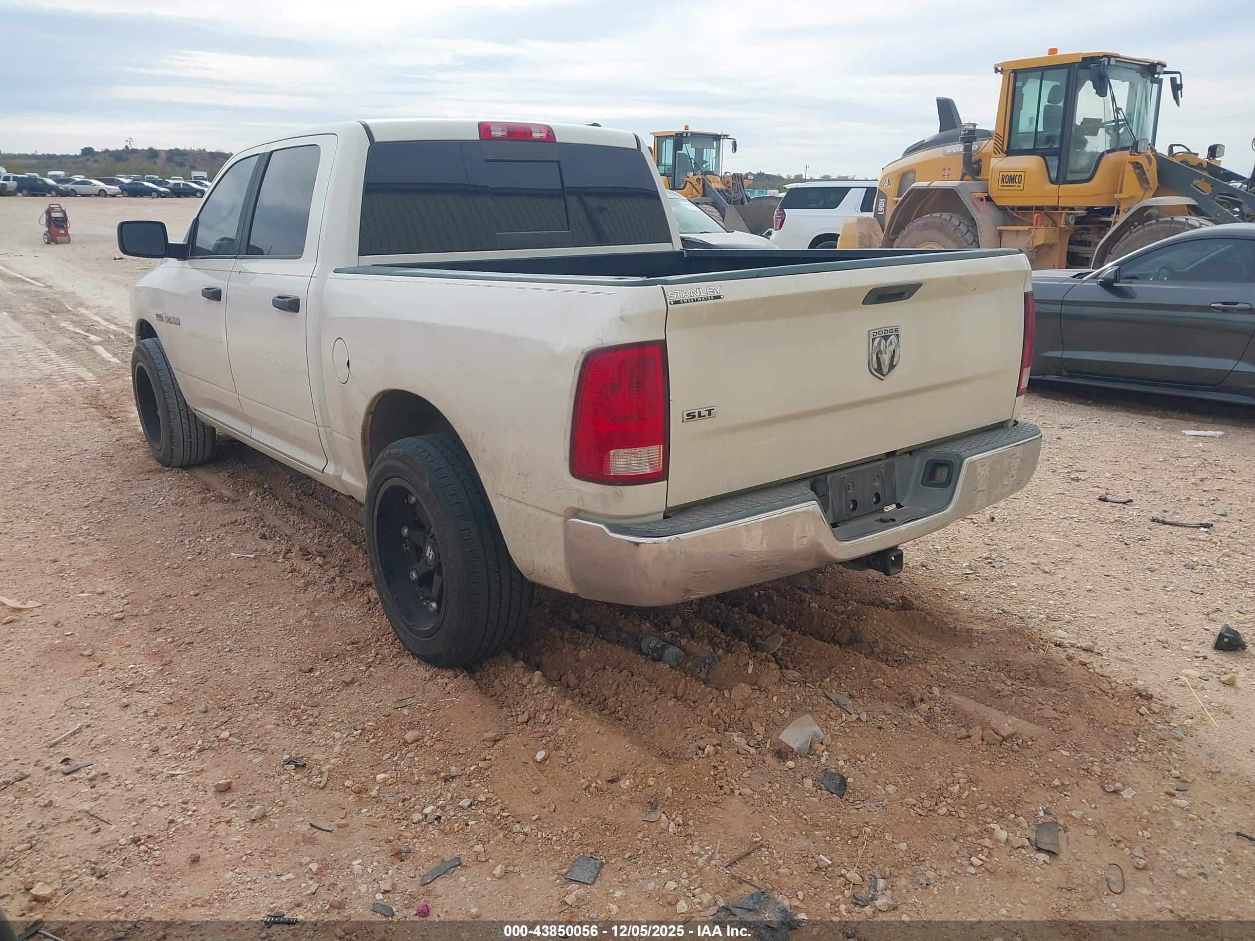 DODGE RAM image 3