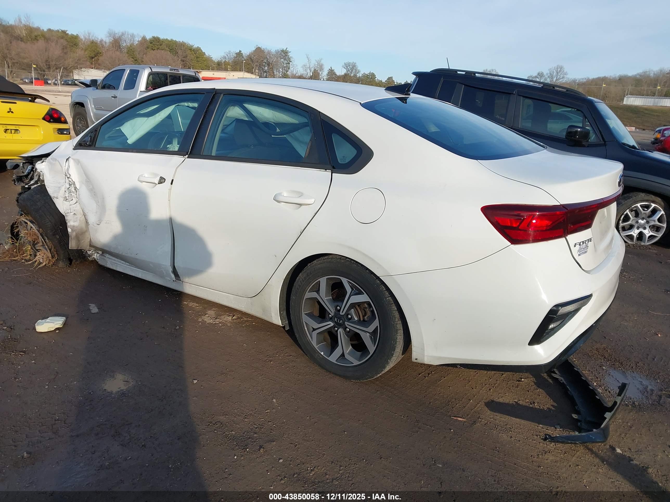 KIA FORTE image 3