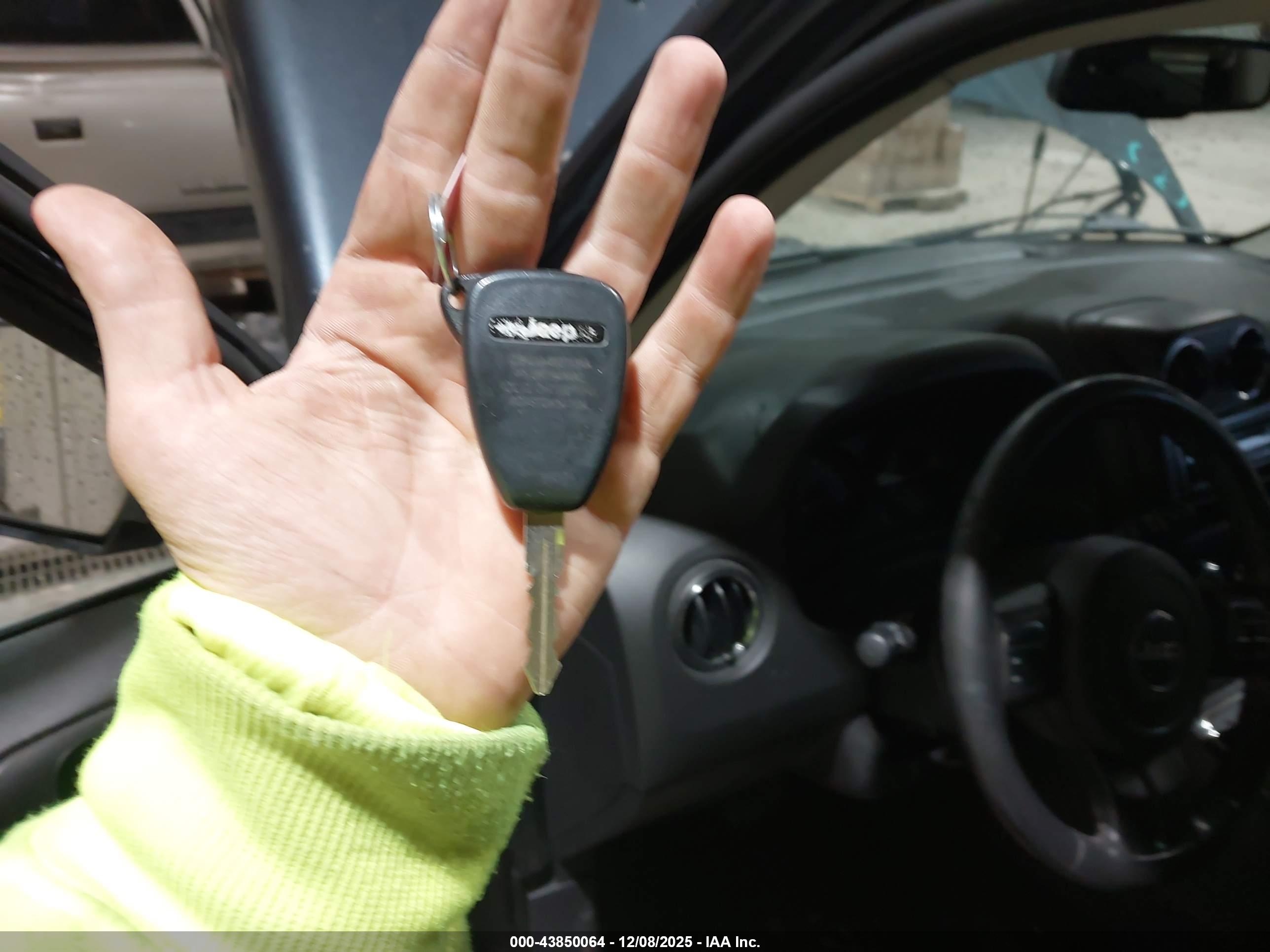 JEEP PATRIOT image 11