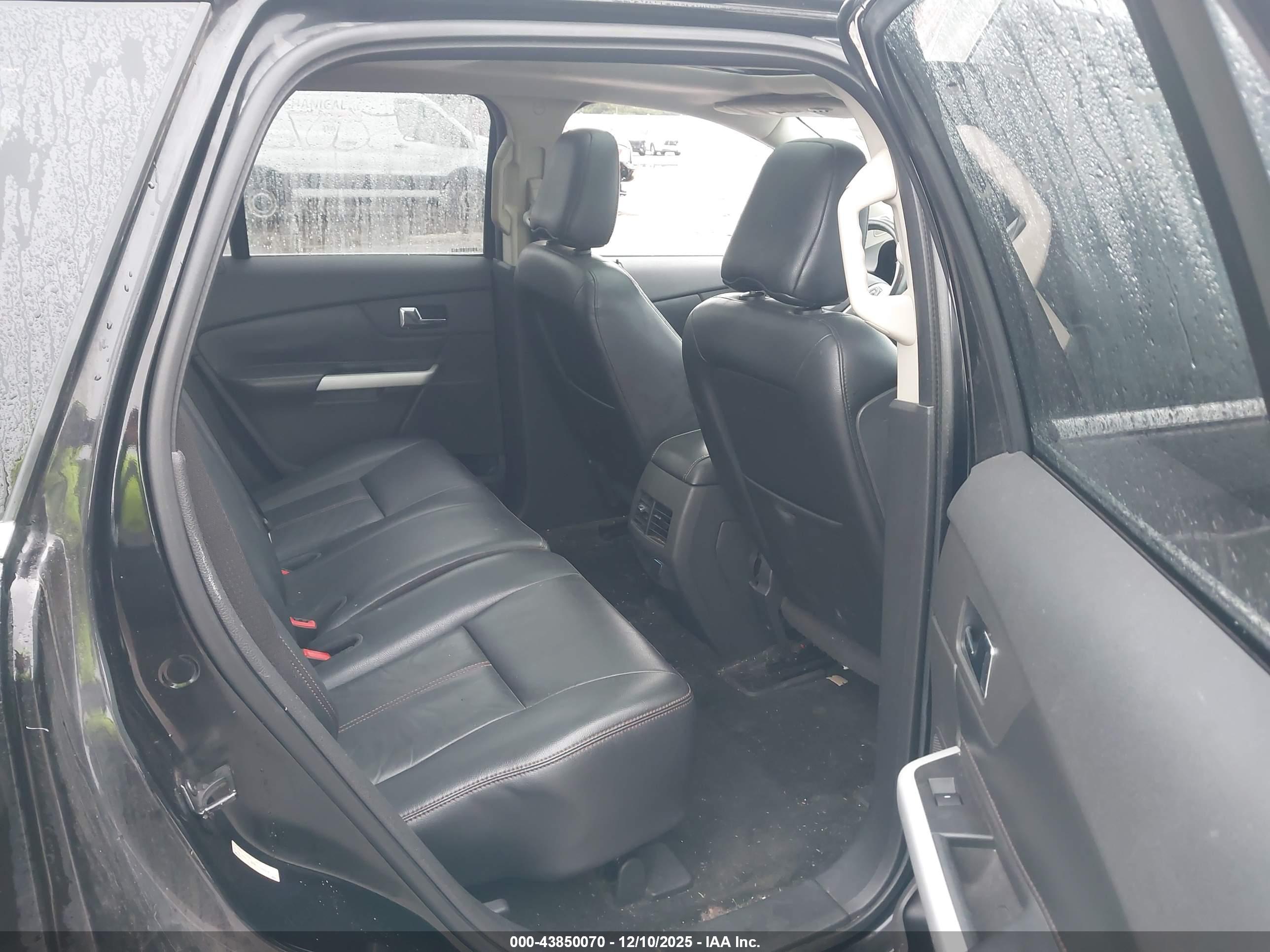 FORD EDGE image 8