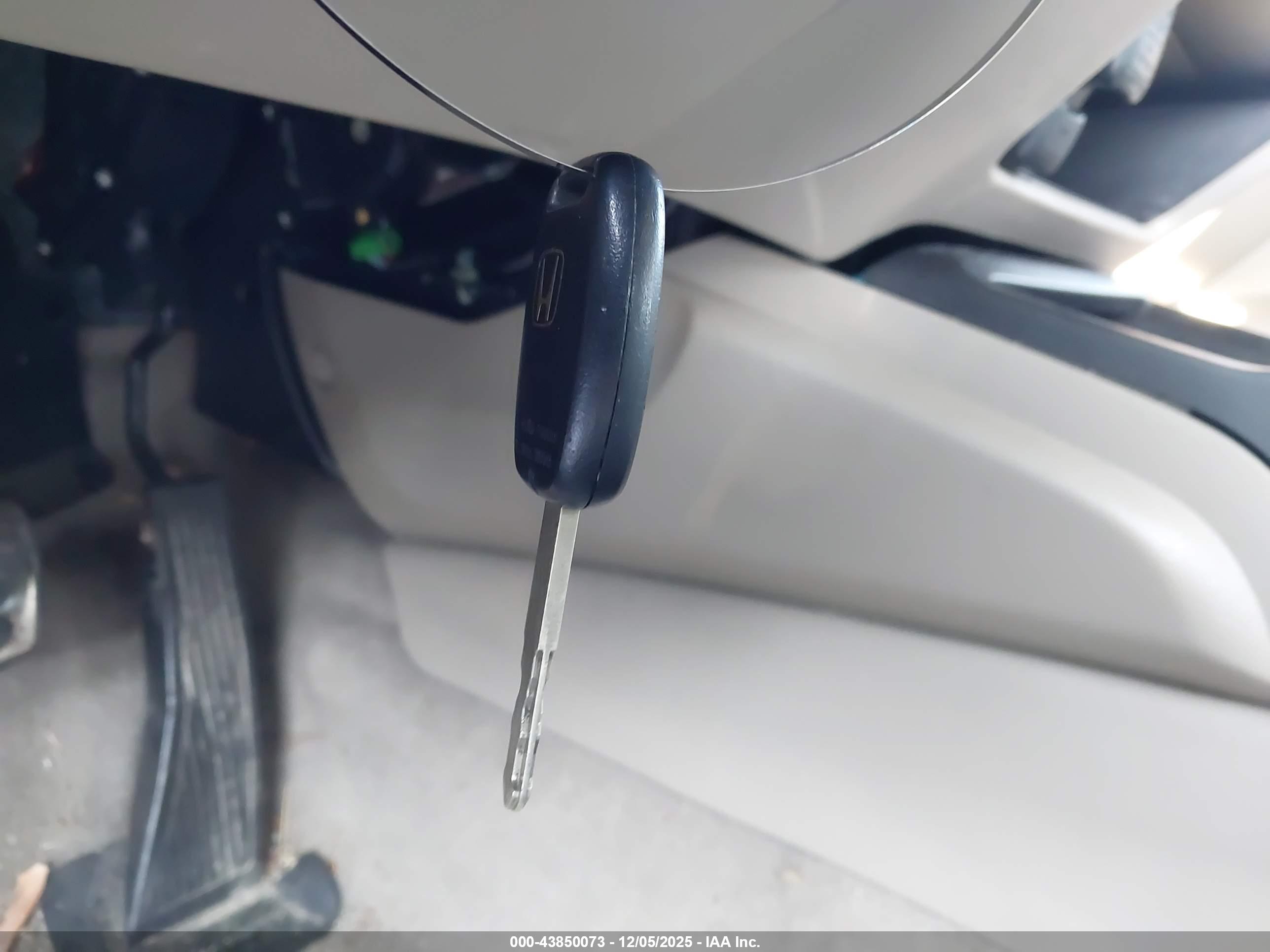 HONDA CIVIC image 11