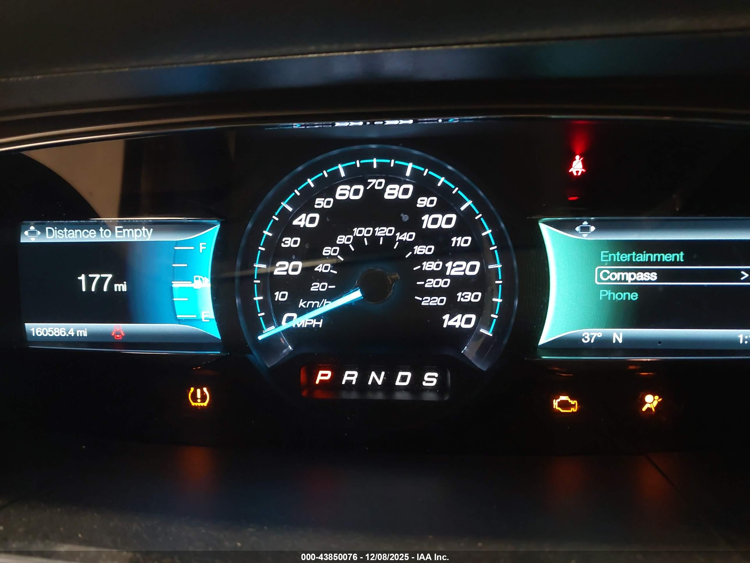 FORD TAURUS image 7