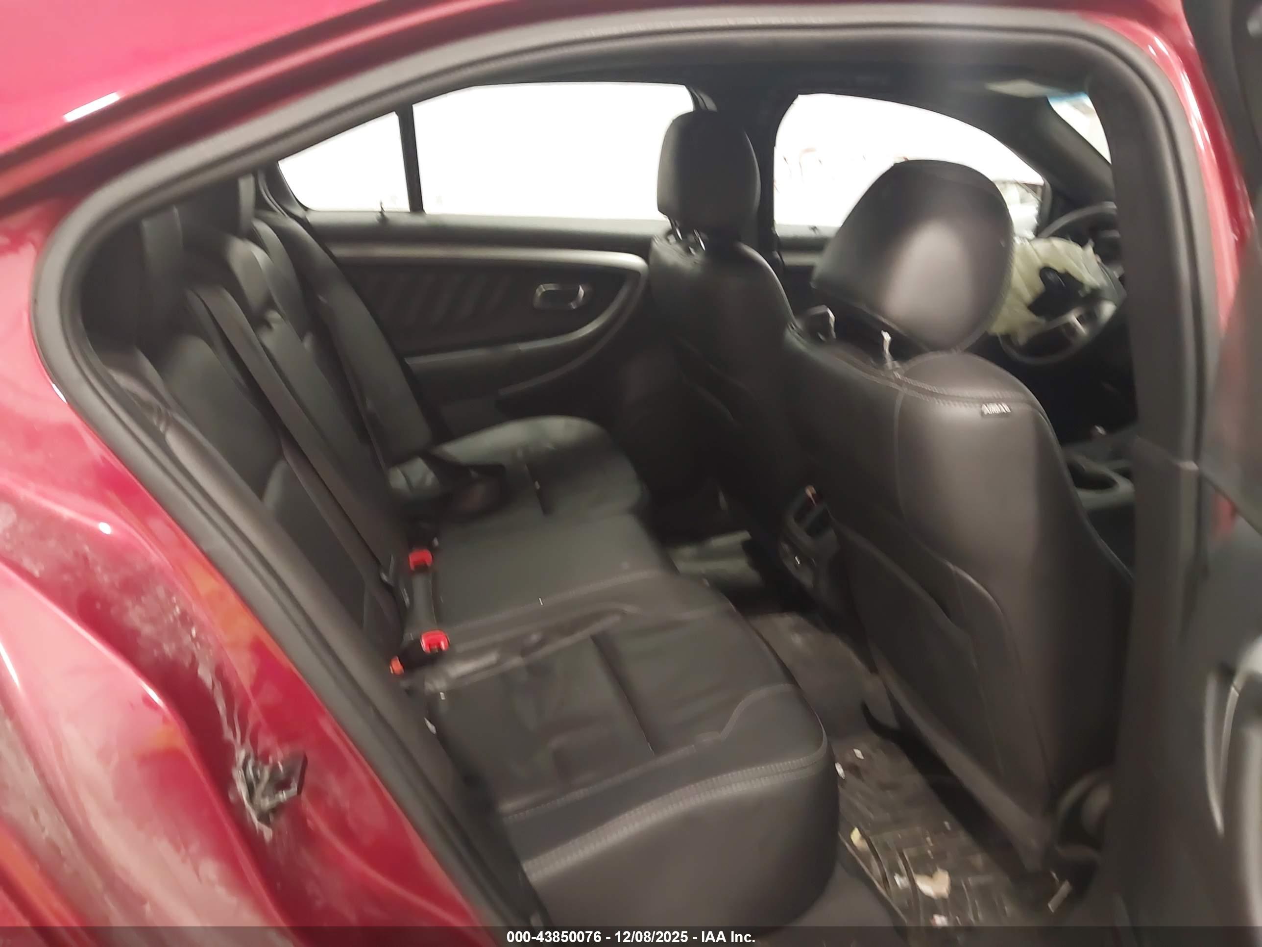FORD TAURUS image 8