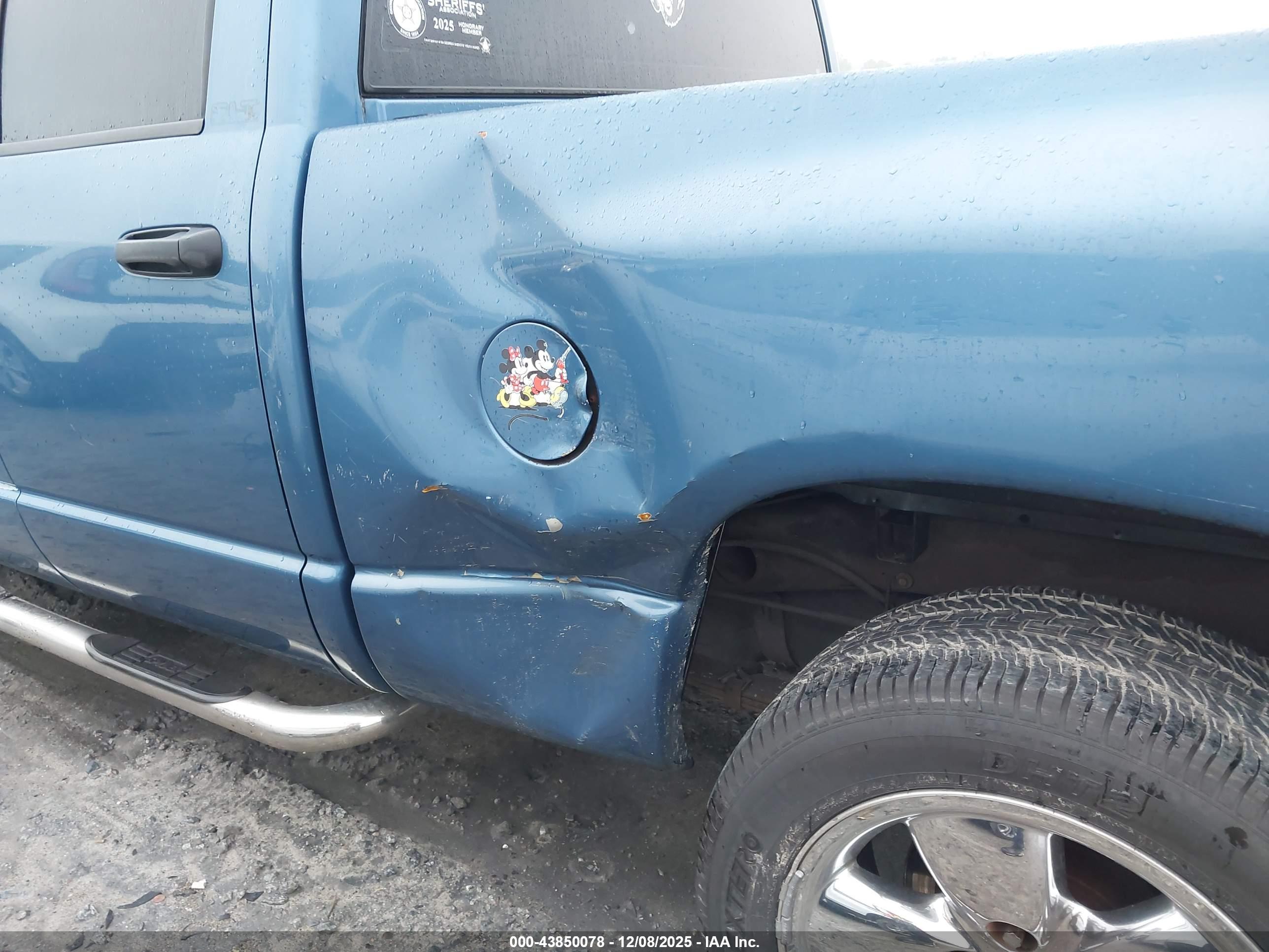 DODGE RAM image 6