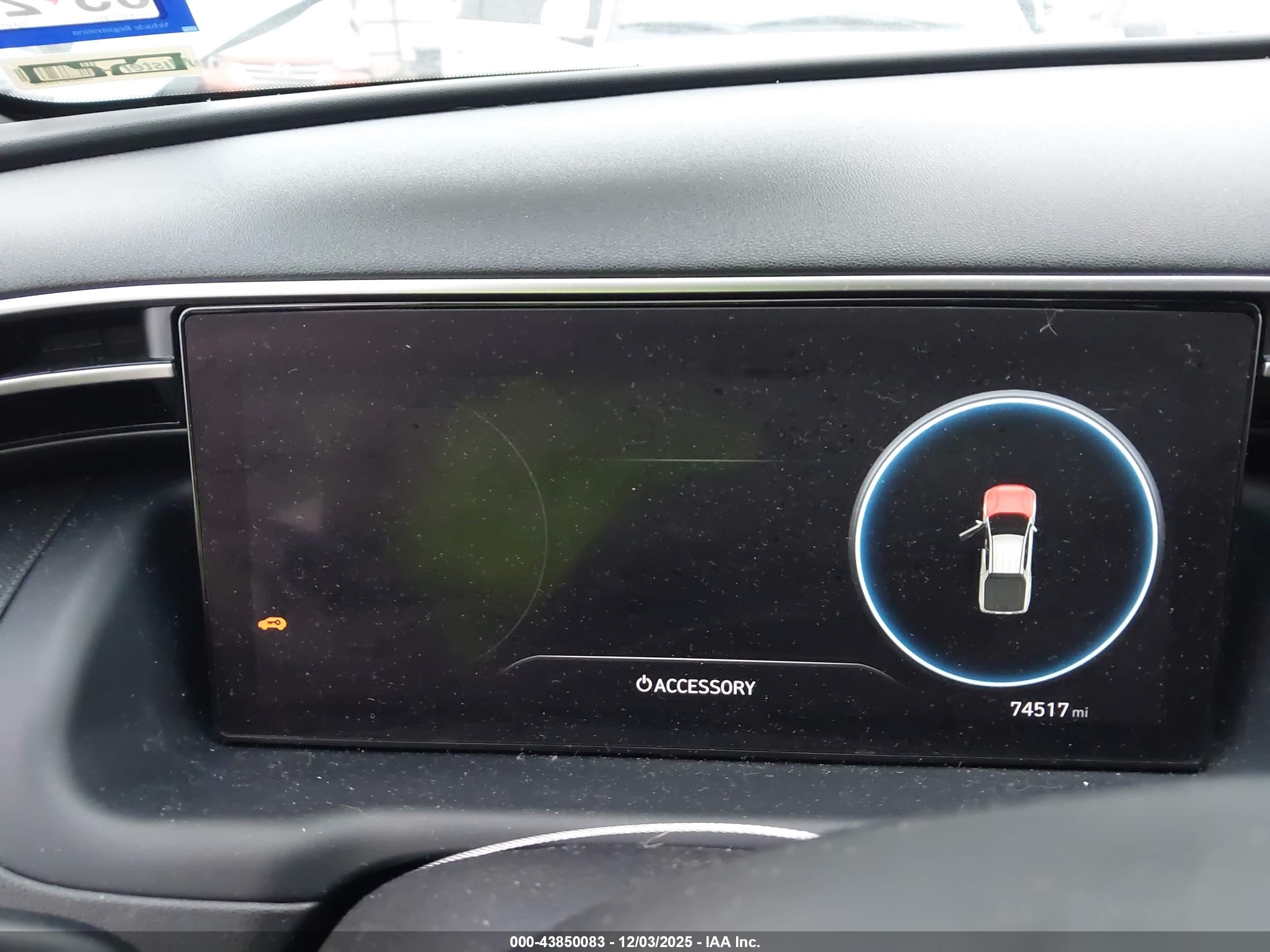 HYUNDAI SANTA image 7