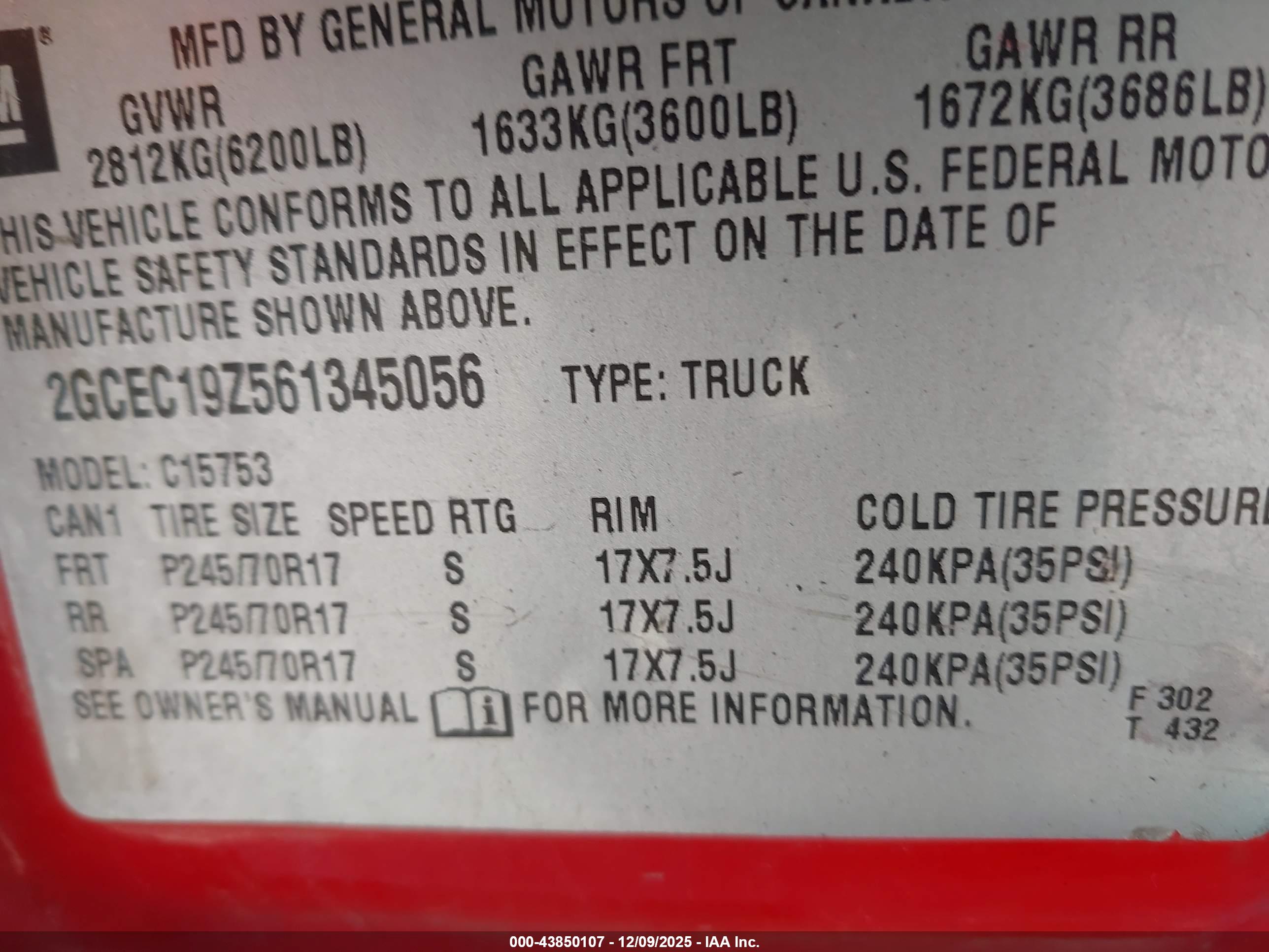 CHEVROLET SILVERADO image 9