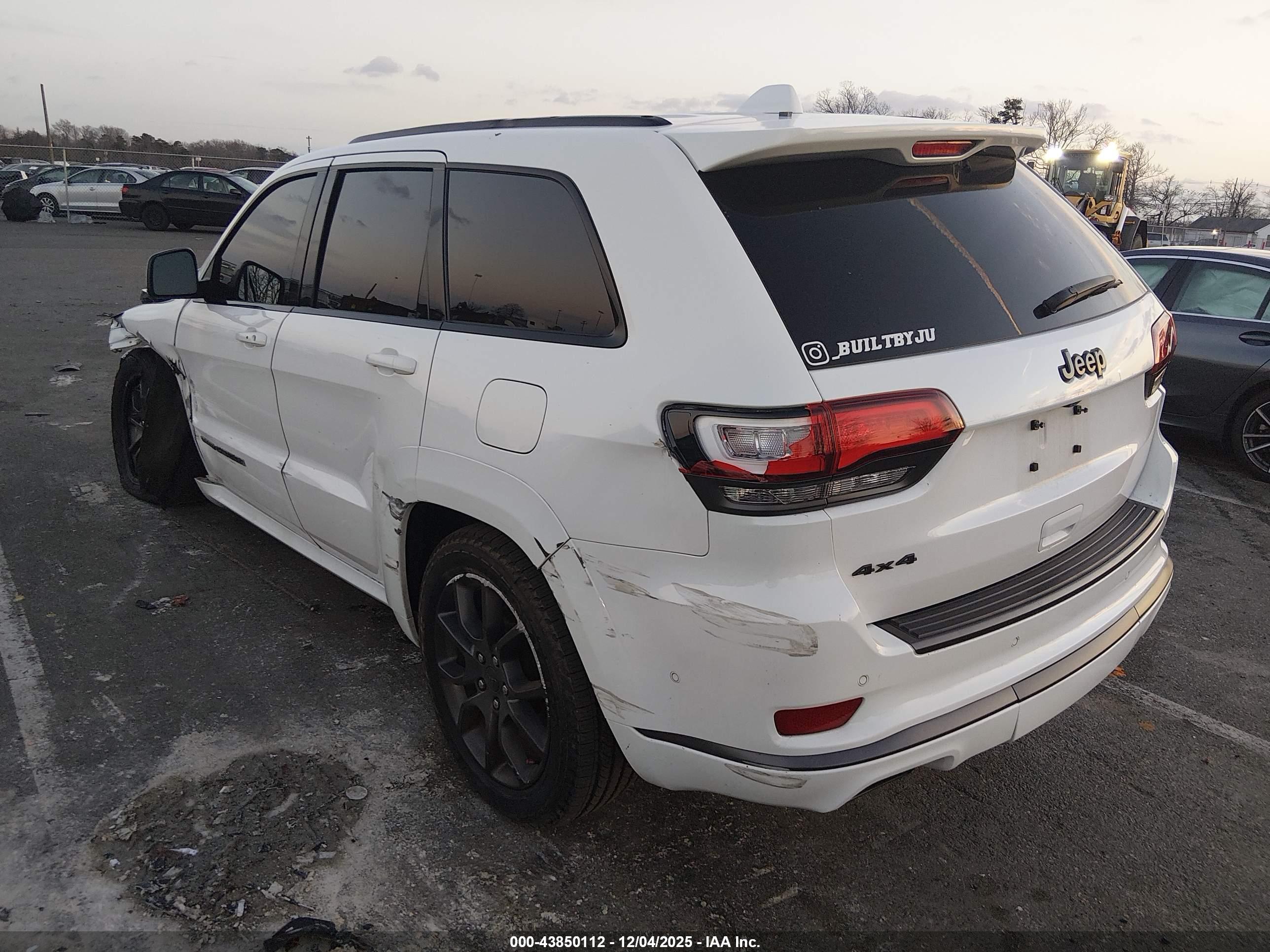 JEEP GRAND image 3