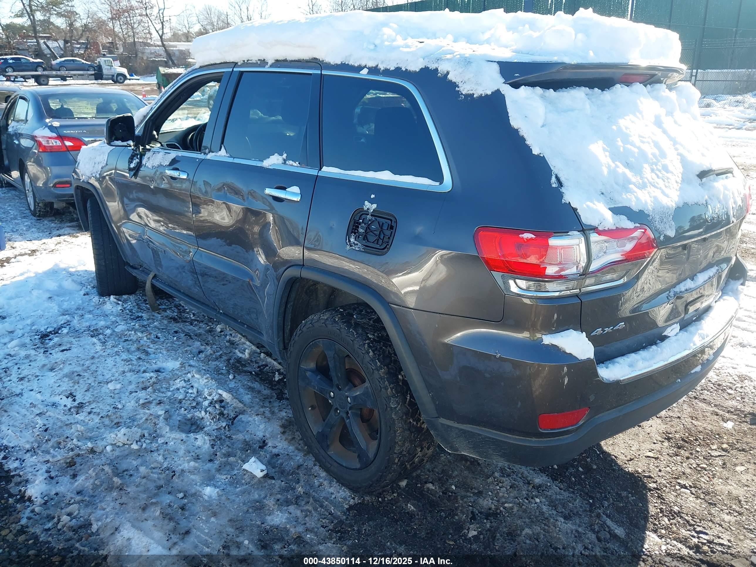 JEEP GRAND image 3