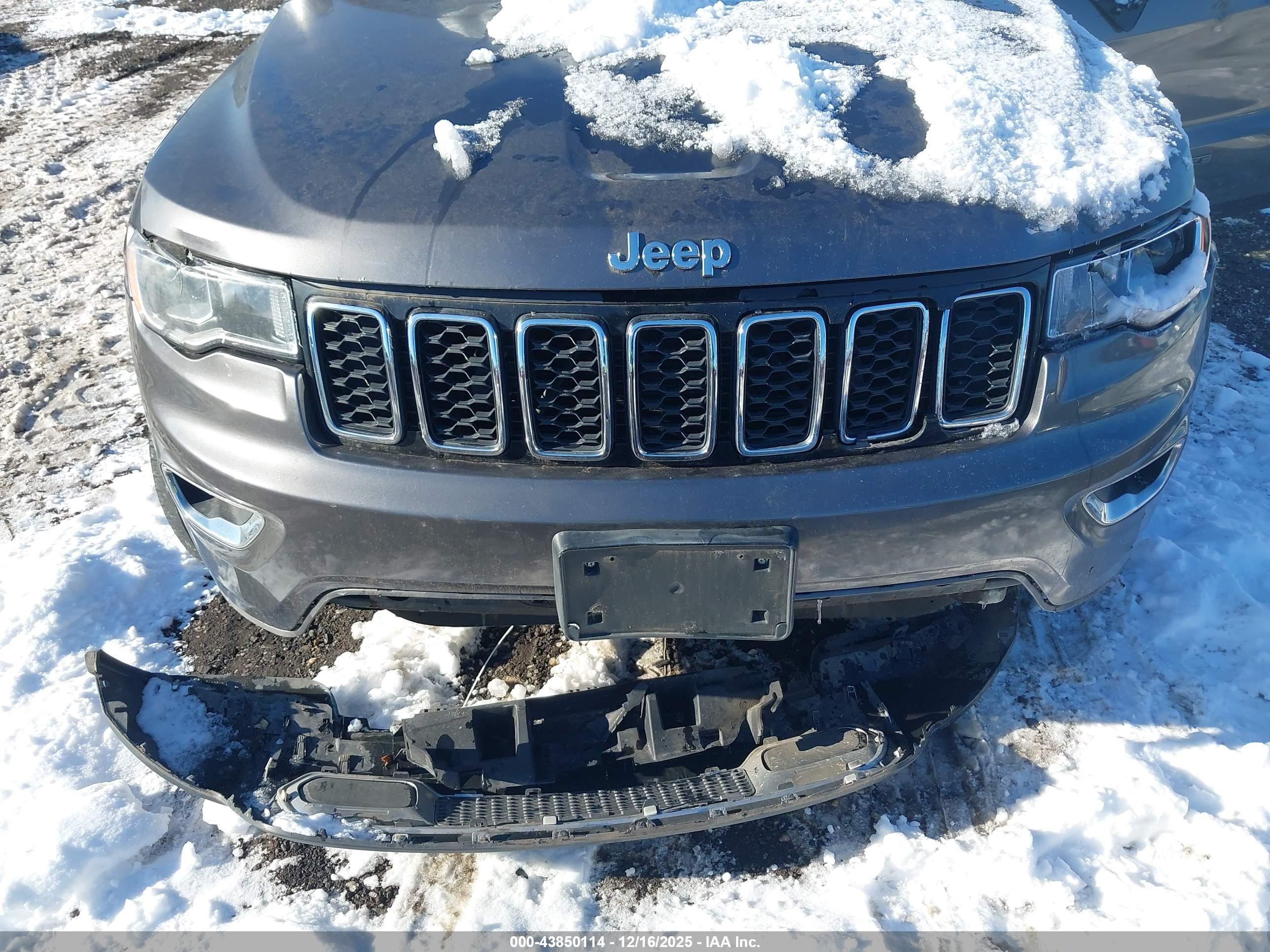 JEEP GRAND image 6