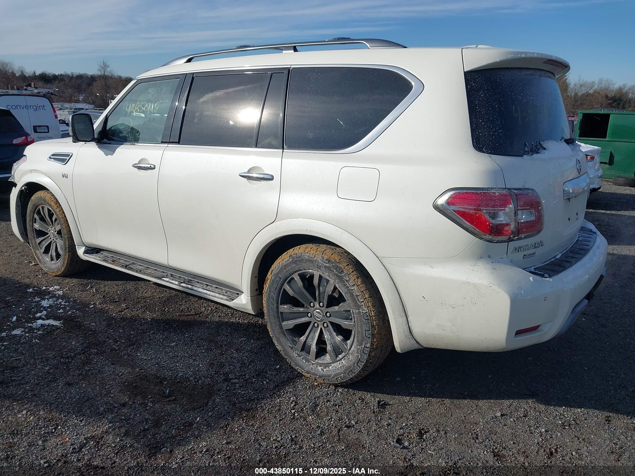 NISSAN ARMADA image 3