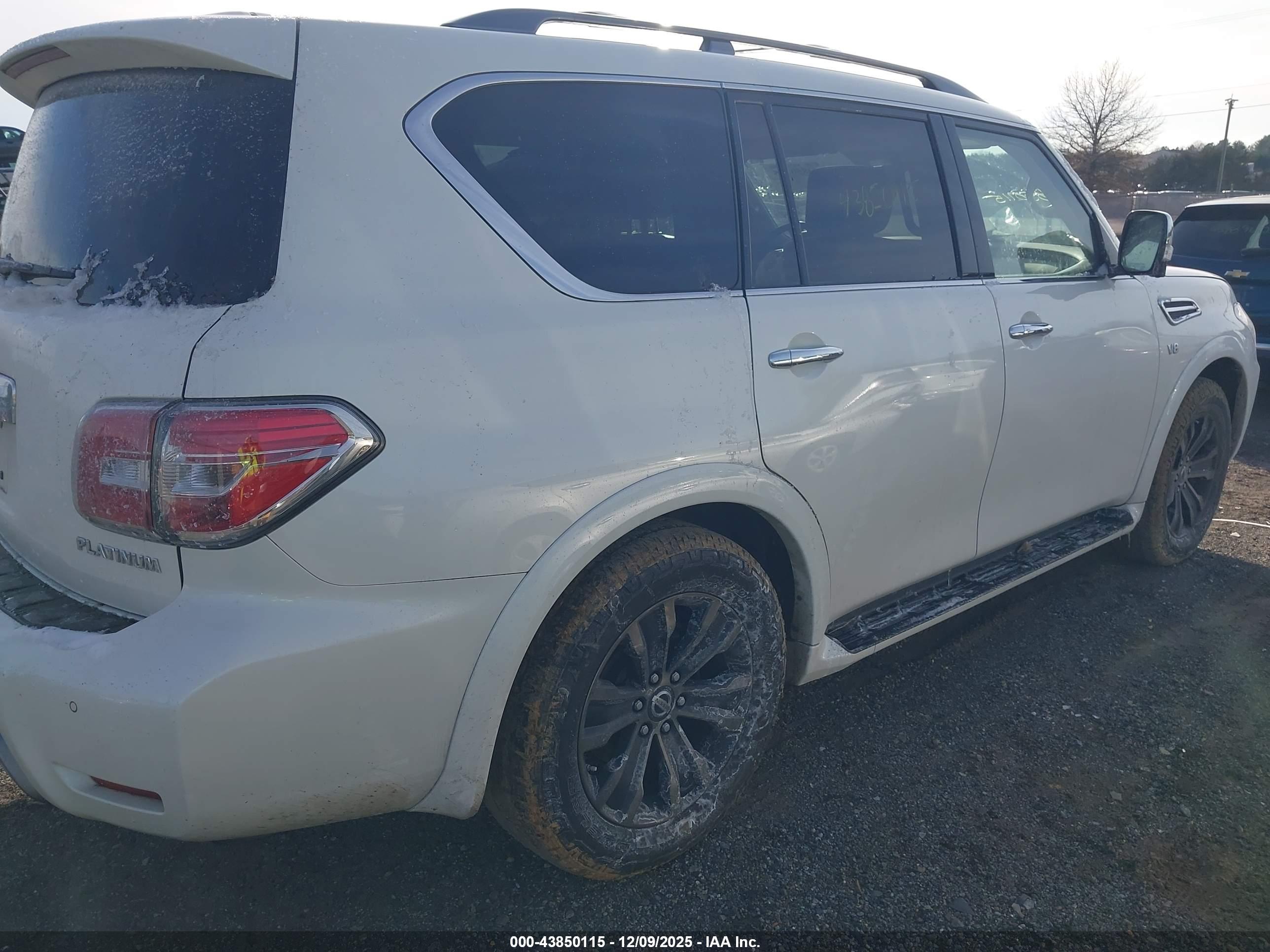 NISSAN ARMADA image 4