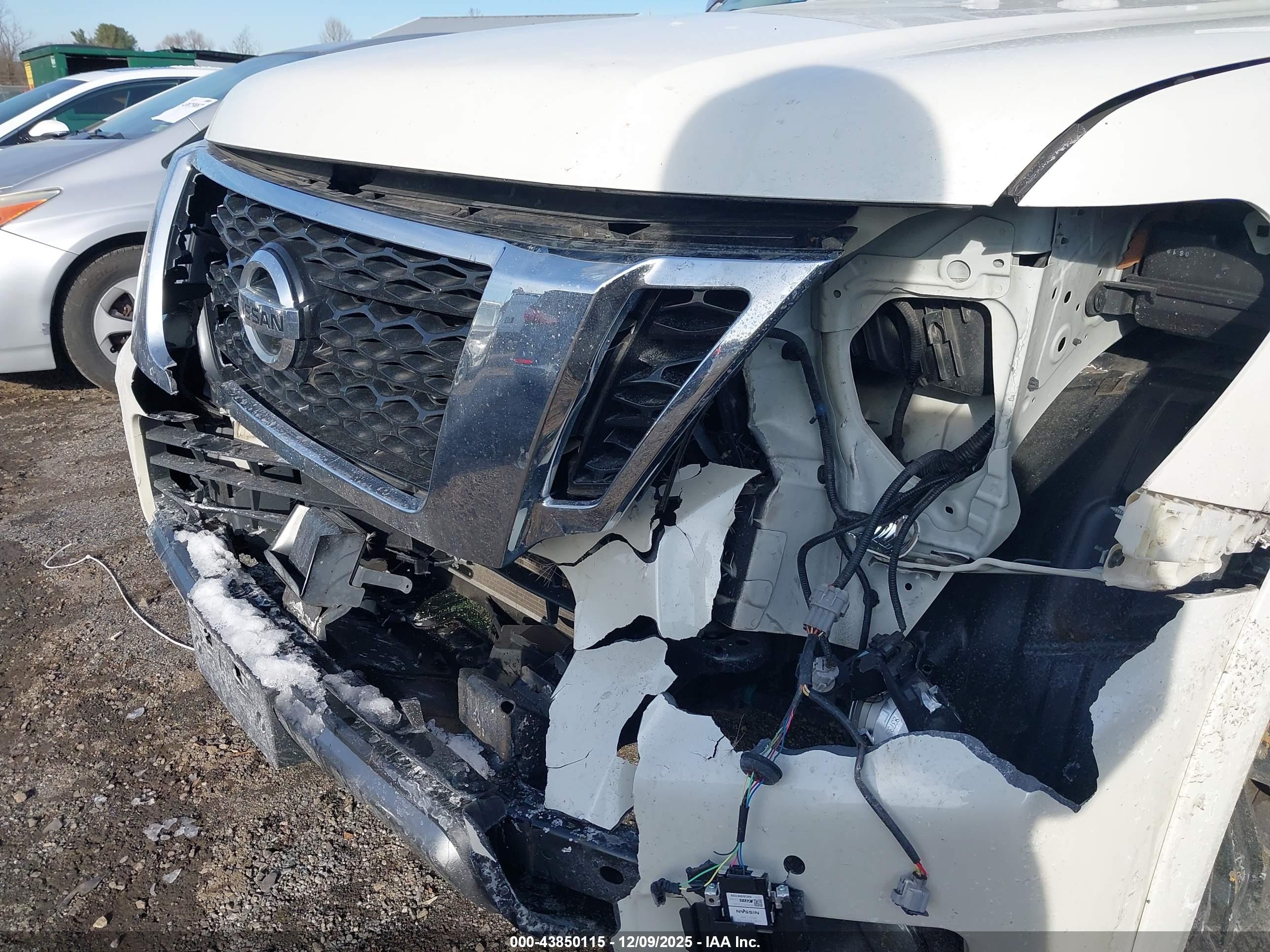 NISSAN ARMADA image 6