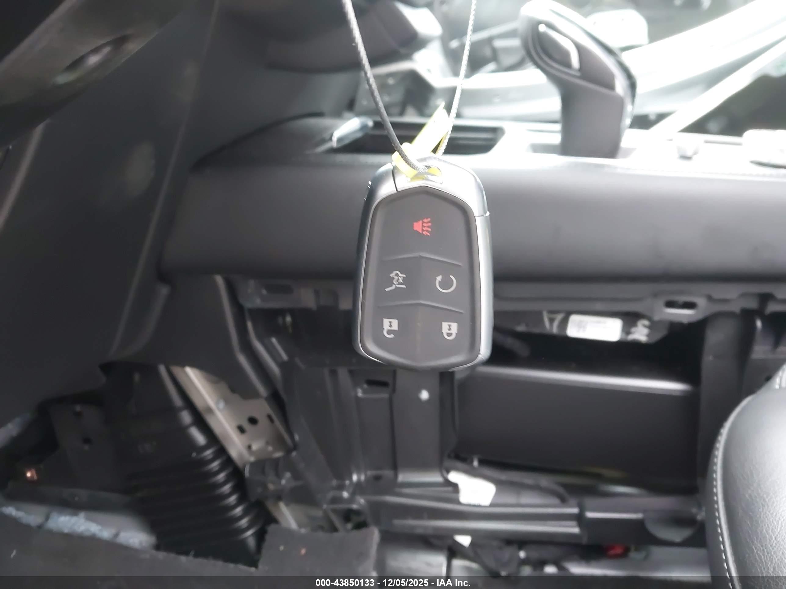 CADILLAC XT4 image 11