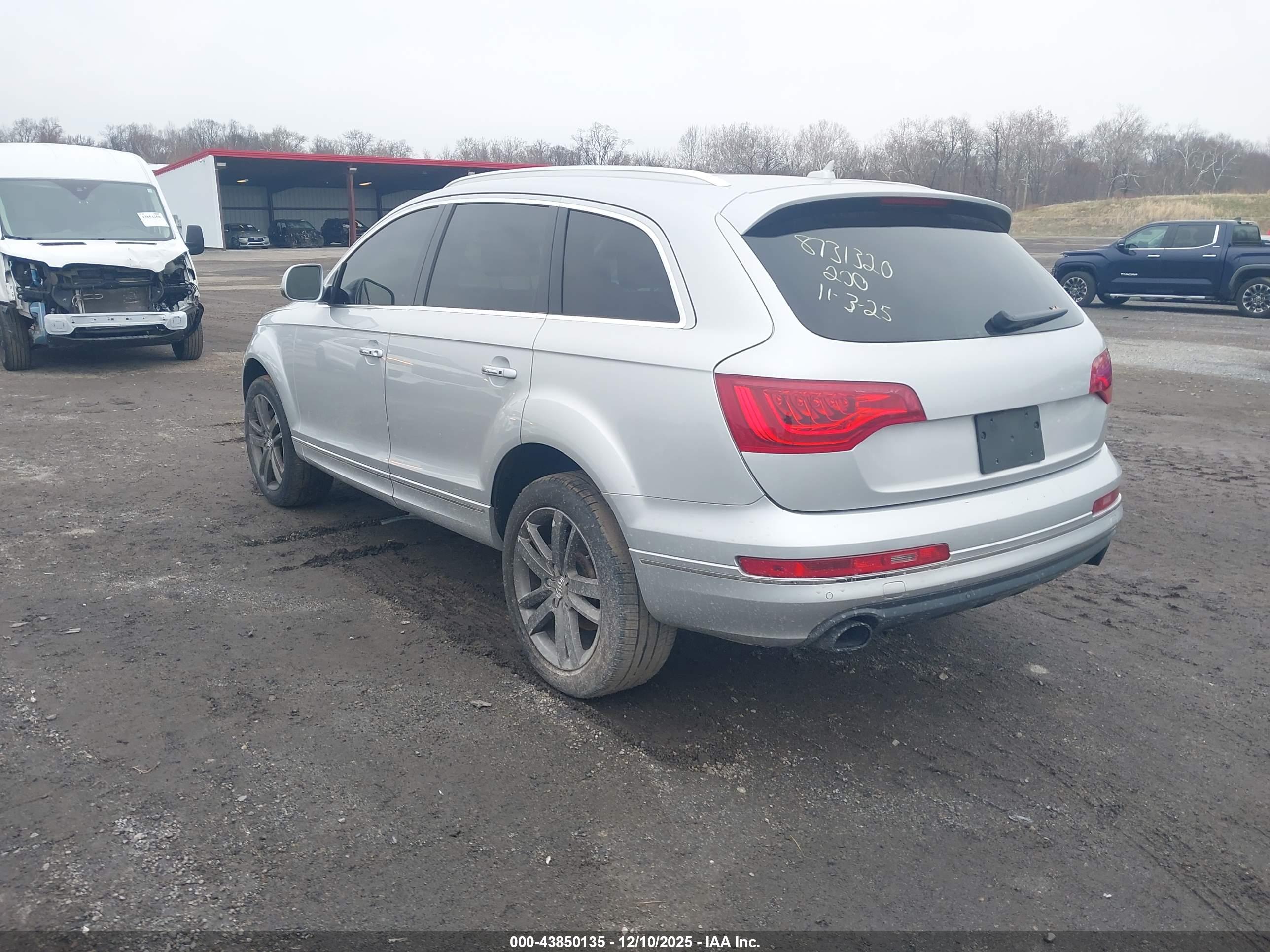 AUDI Q7 image 3