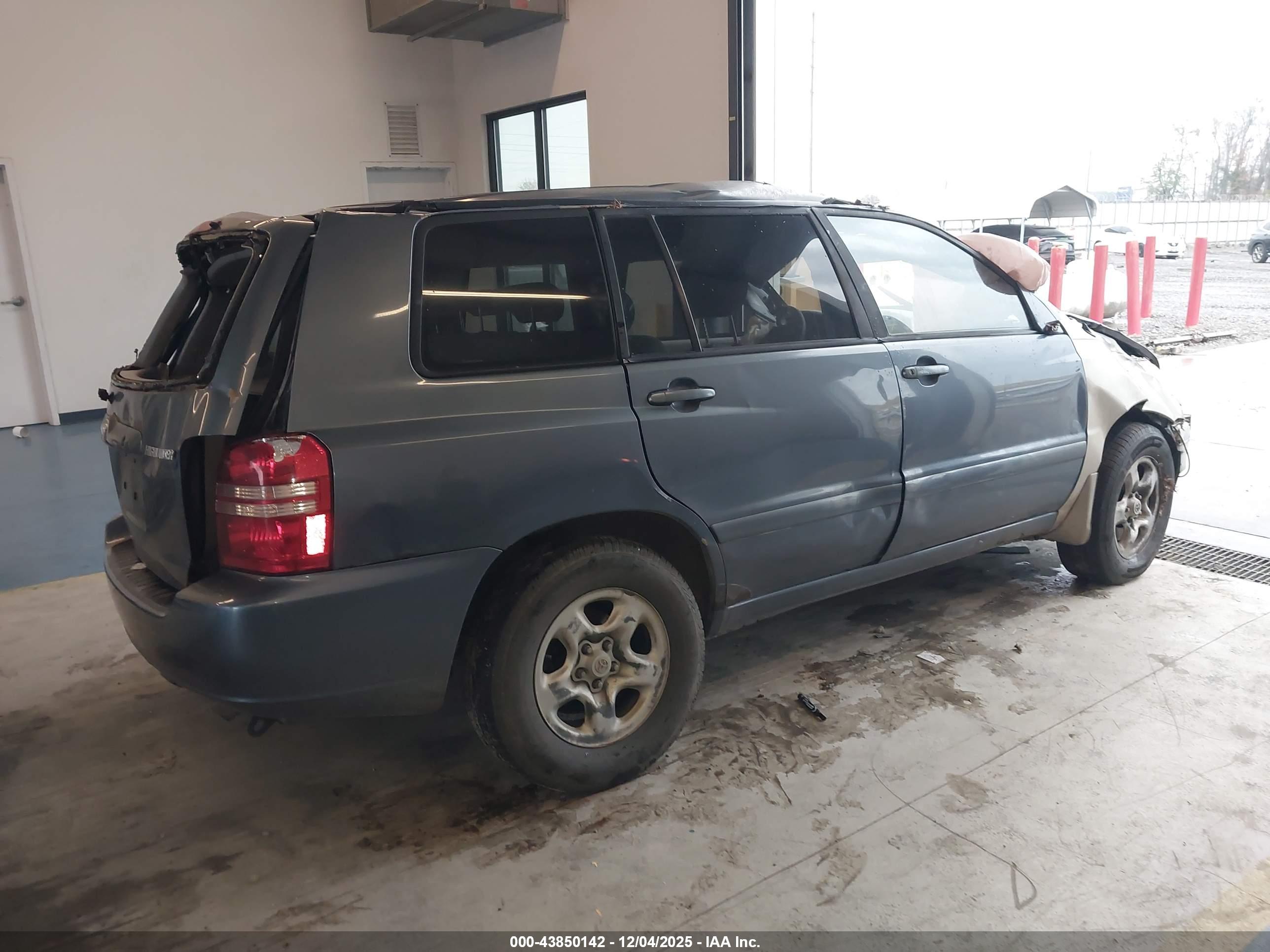 TOYOTA HIGHLANDER image 4