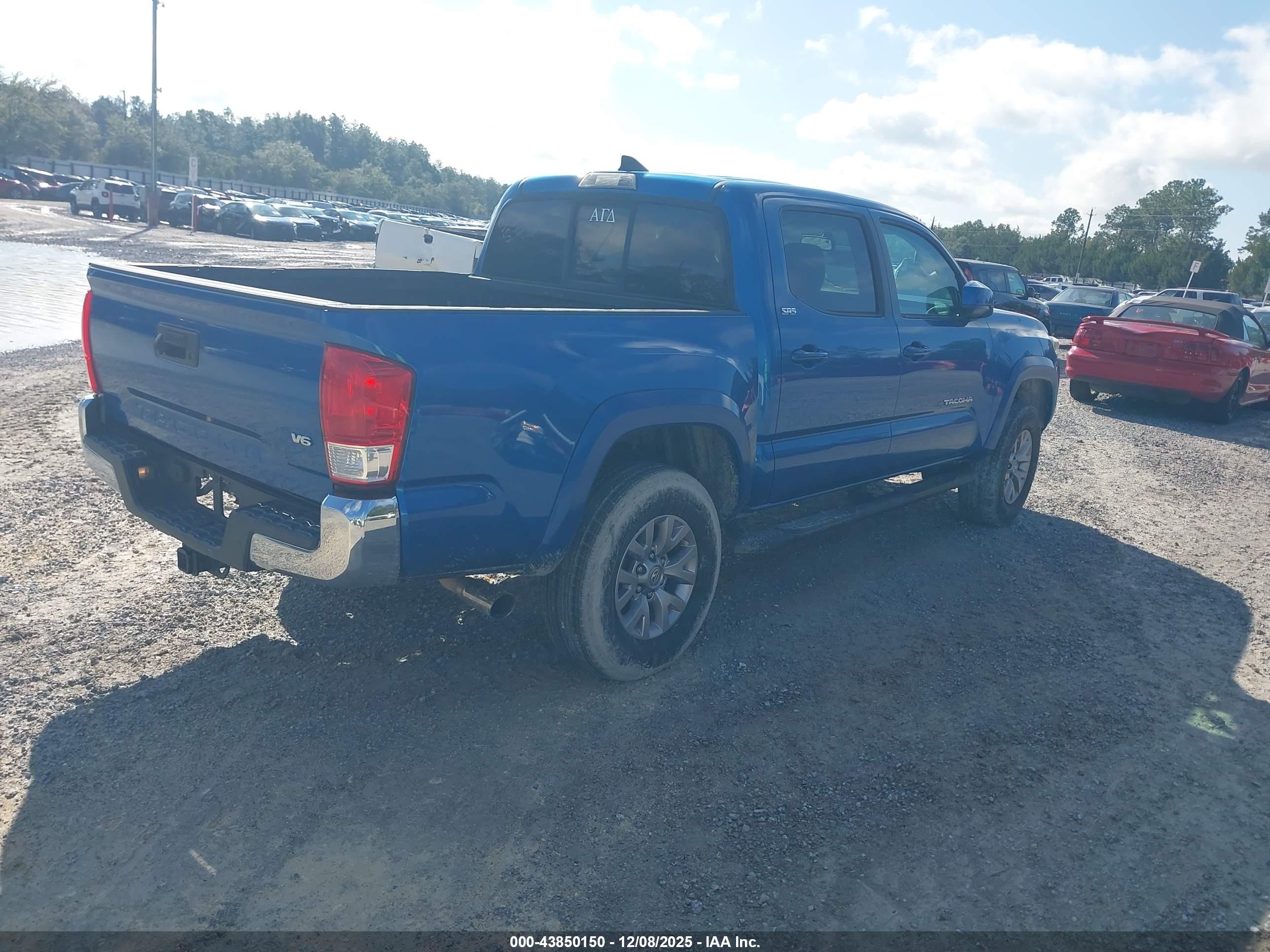 TOYOTA TACOMA image 4
