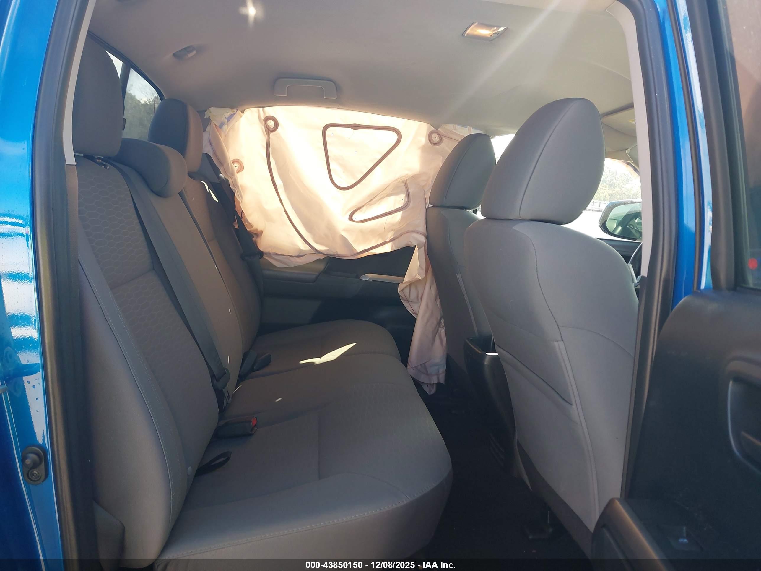 TOYOTA TACOMA image 8