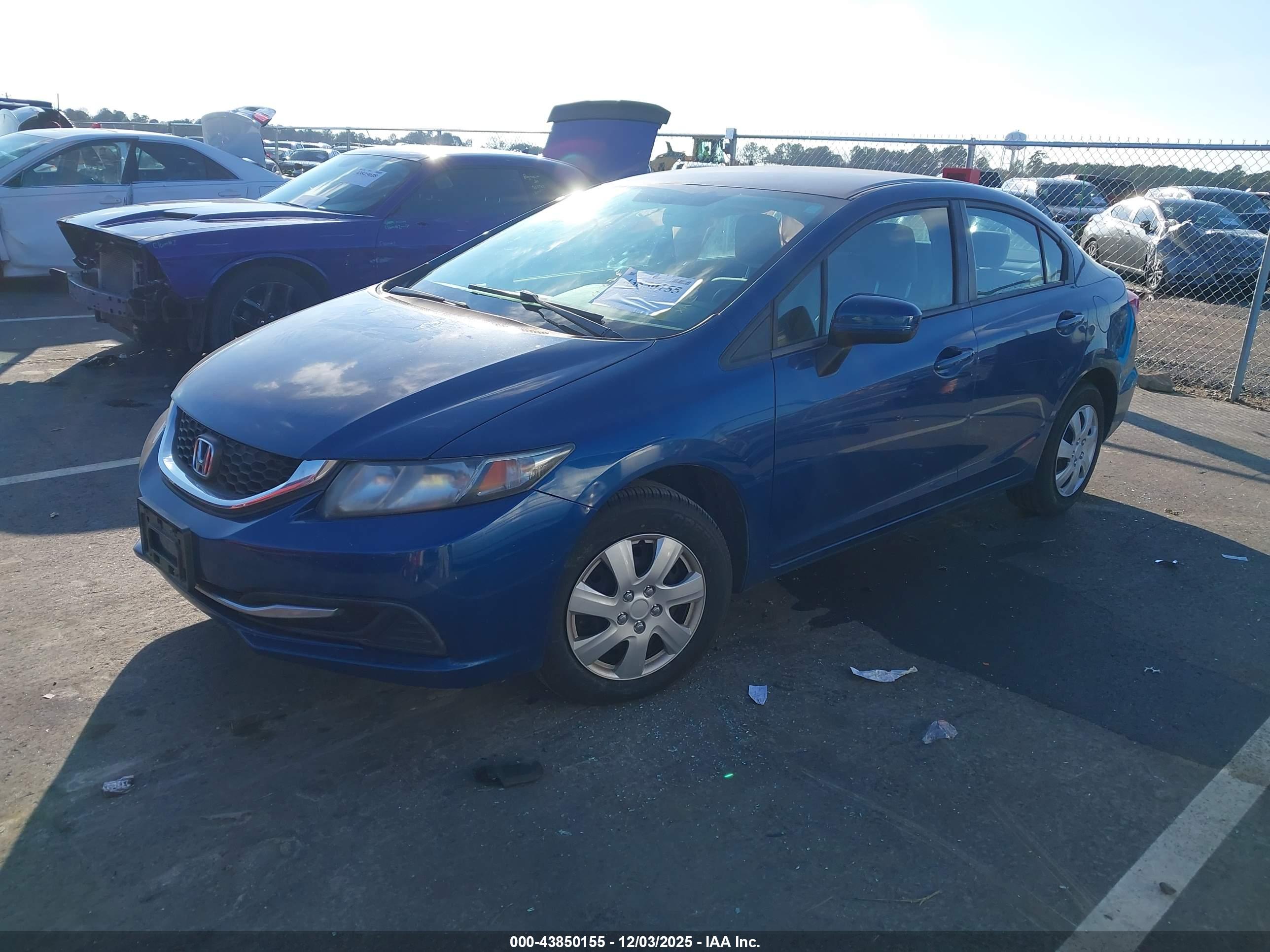 HONDA CIVIC image 2