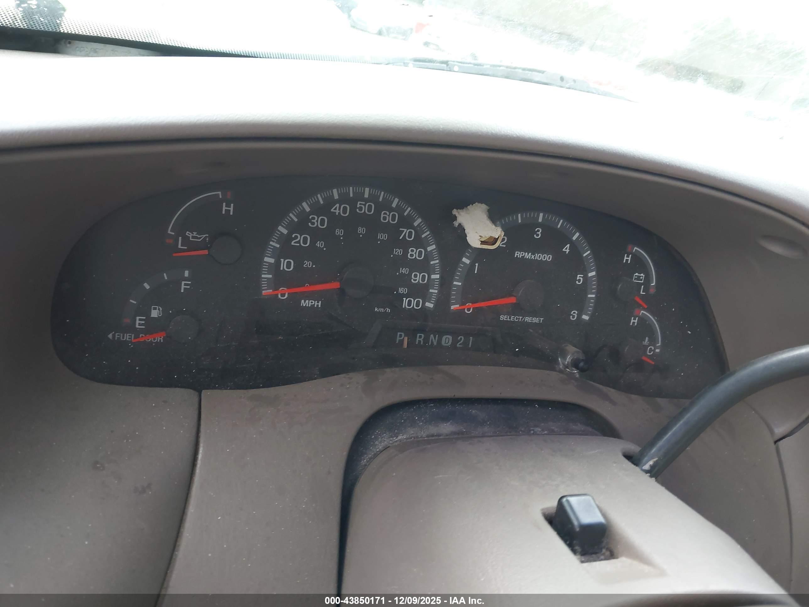 FORD F-150 image 7