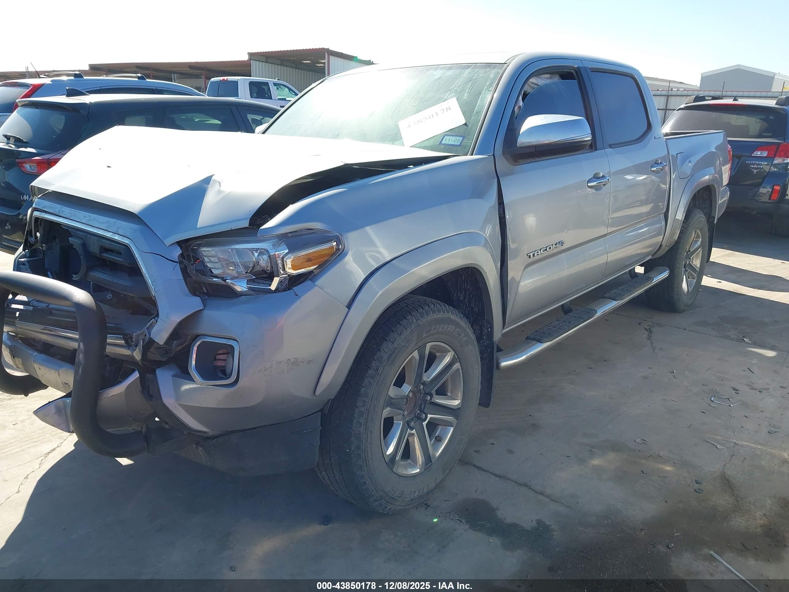 TOYOTA TACOMA image 2