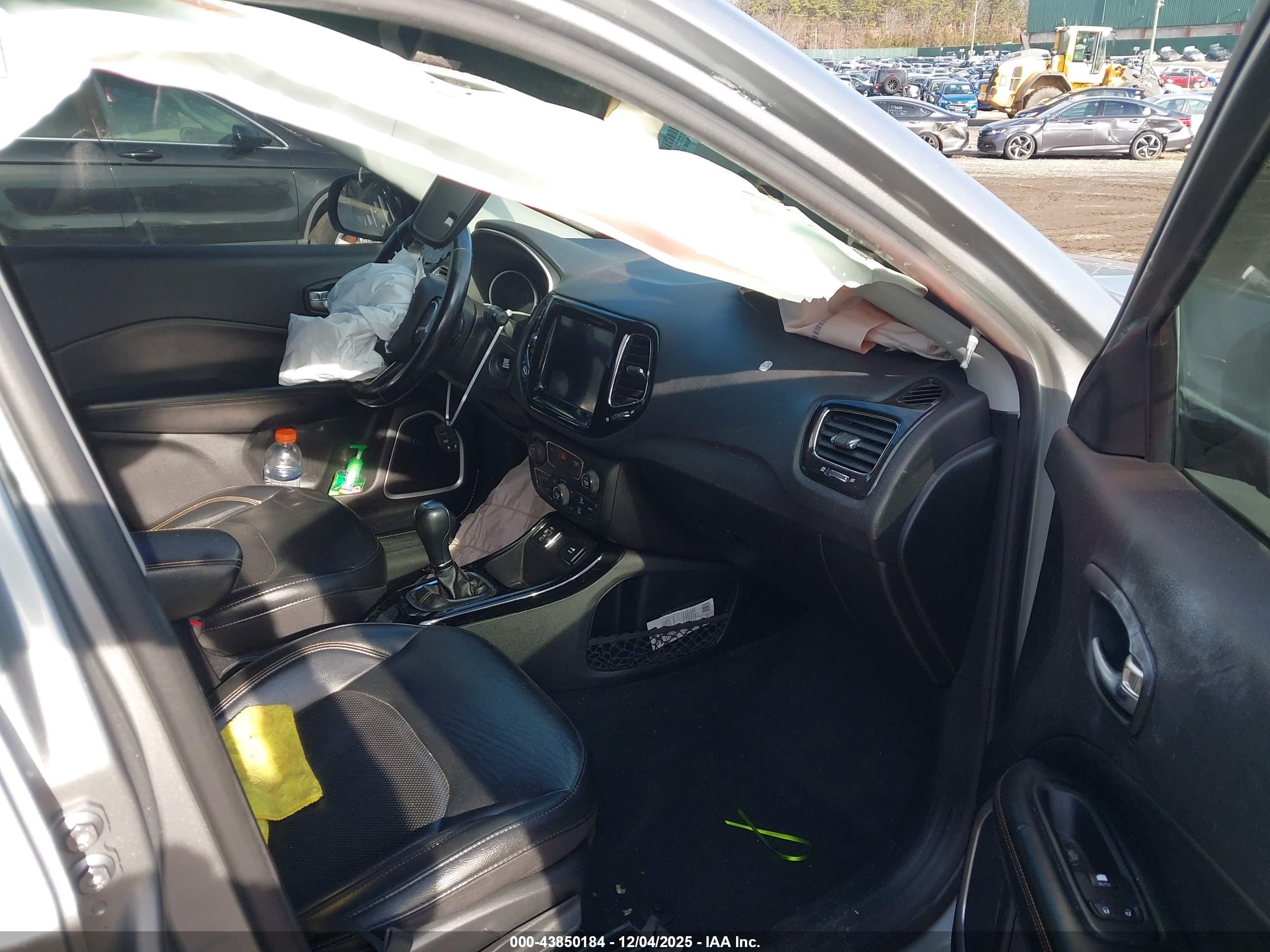 JEEP COMPASS image 5