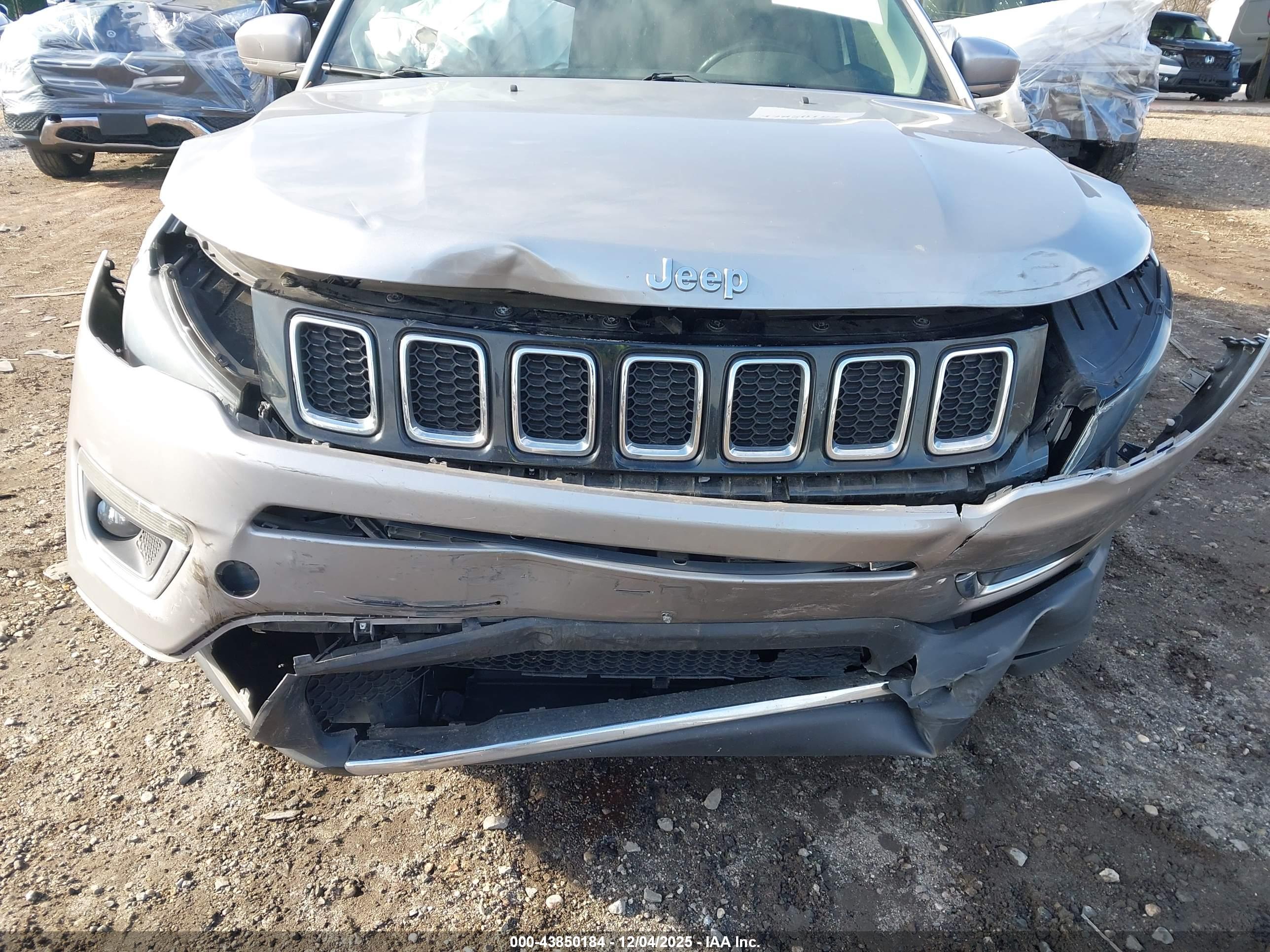JEEP COMPASS image 6