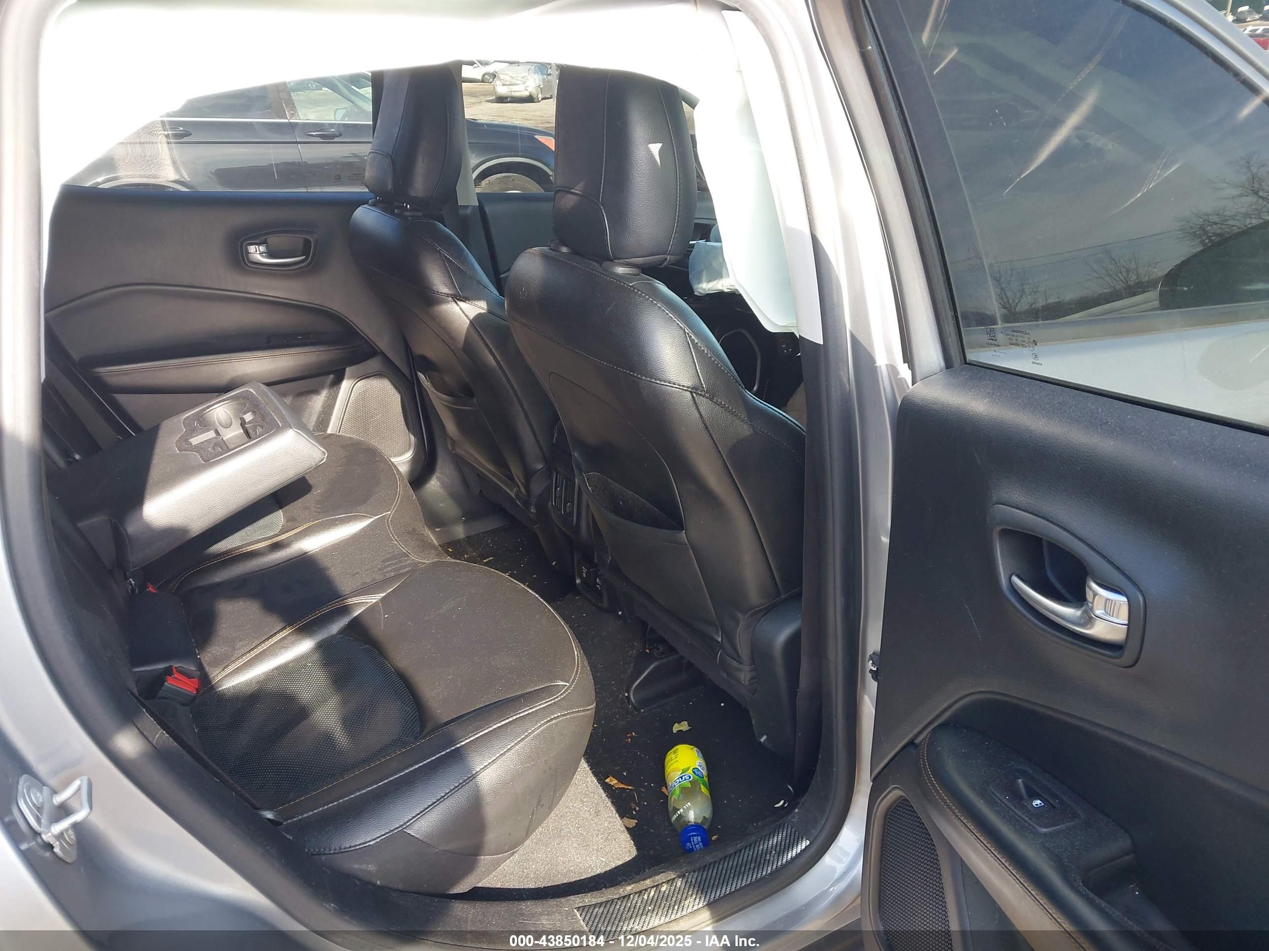 JEEP COMPASS image 8