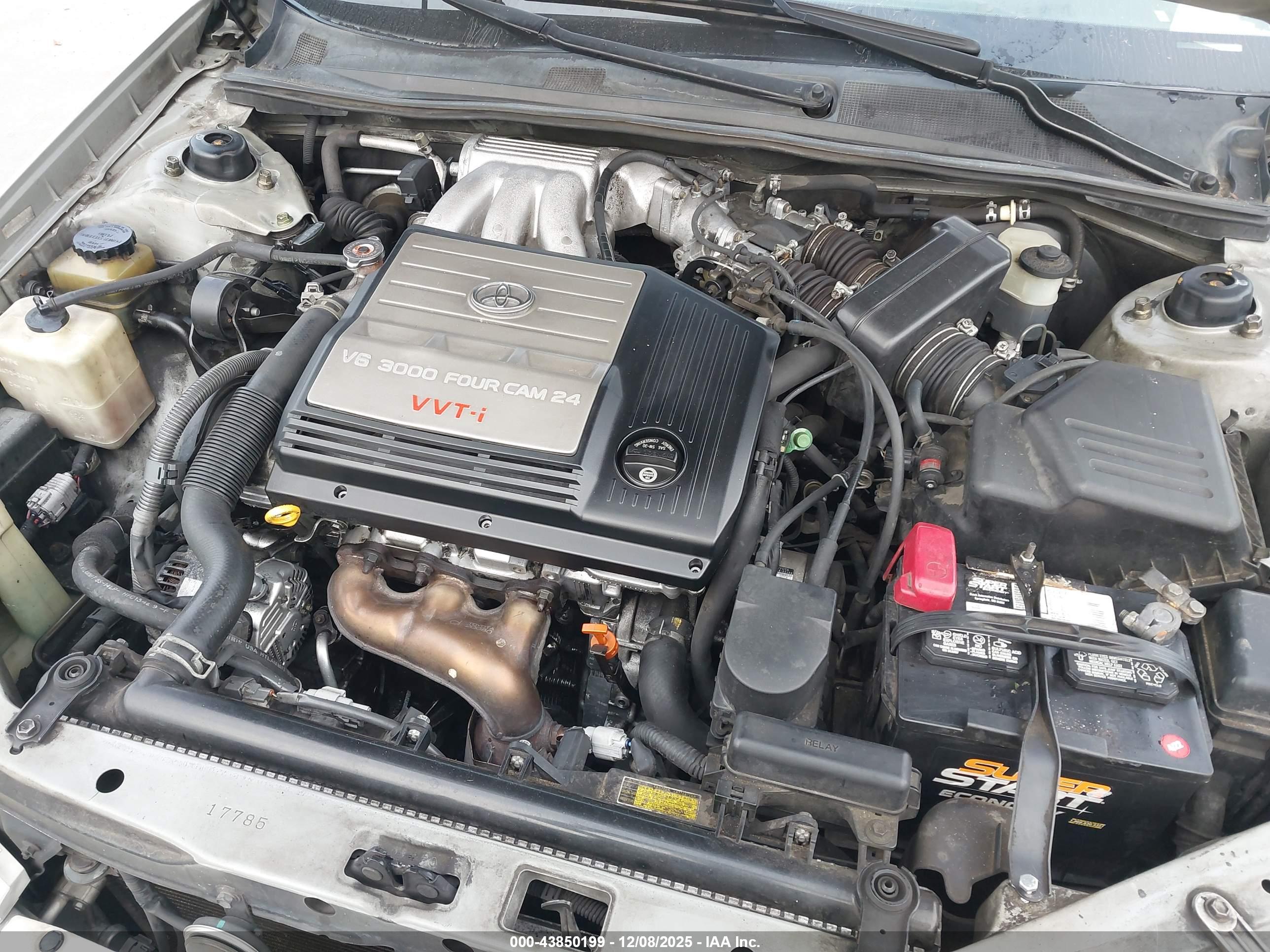 TOYOTA AVALON image 10