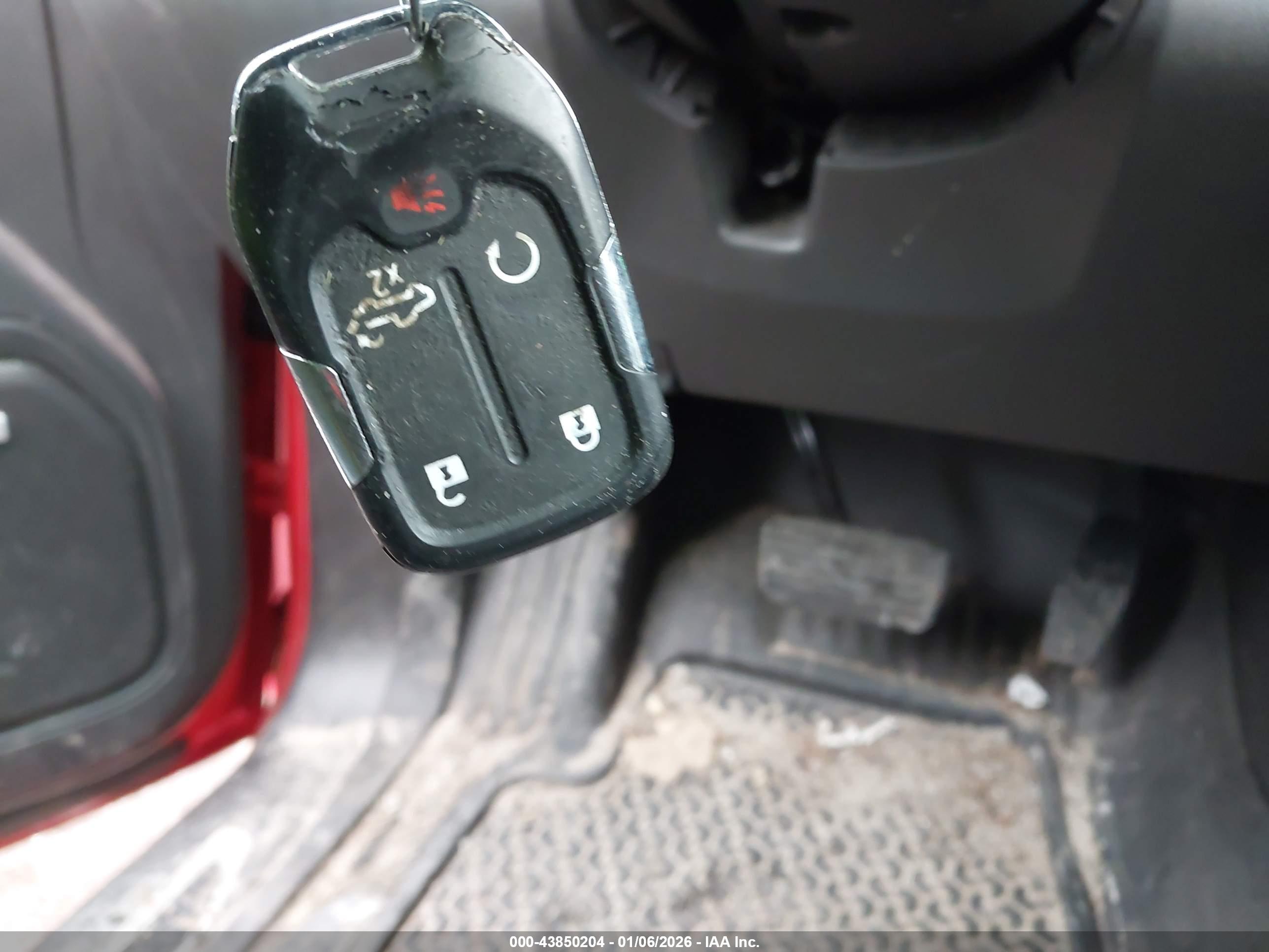 GMC SIERRA image 11