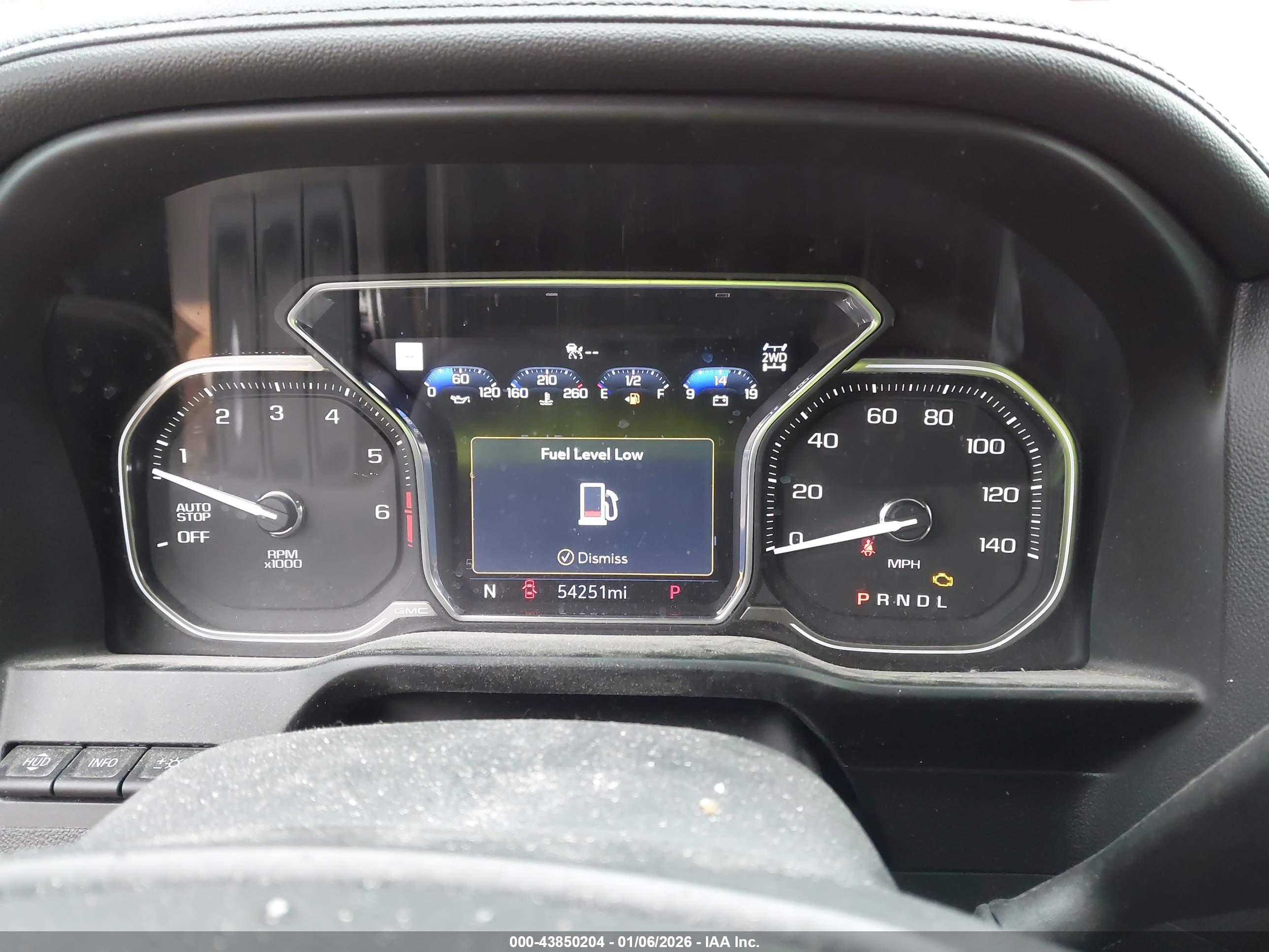 GMC SIERRA image 7