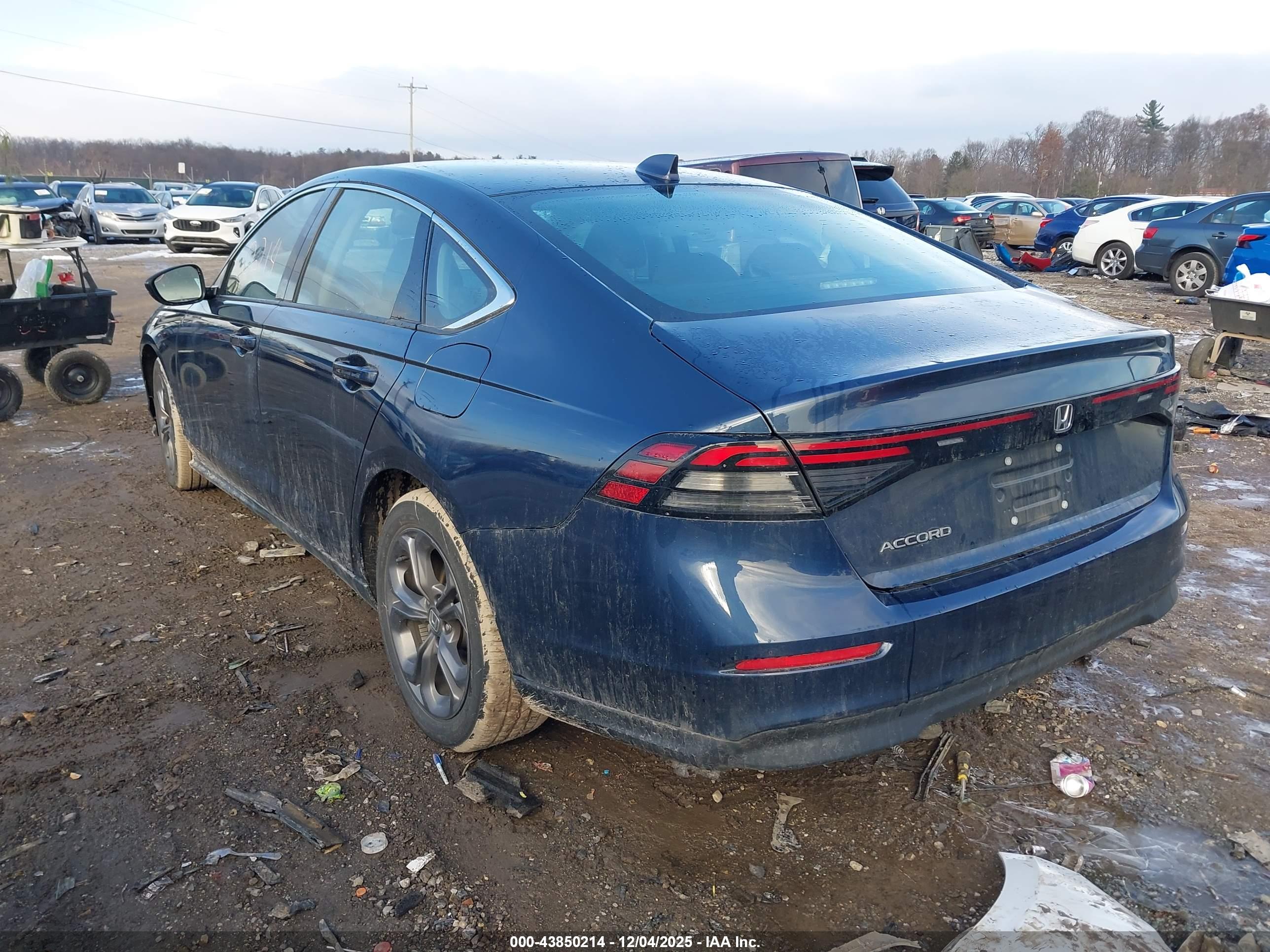 HONDA ACCORD image 3