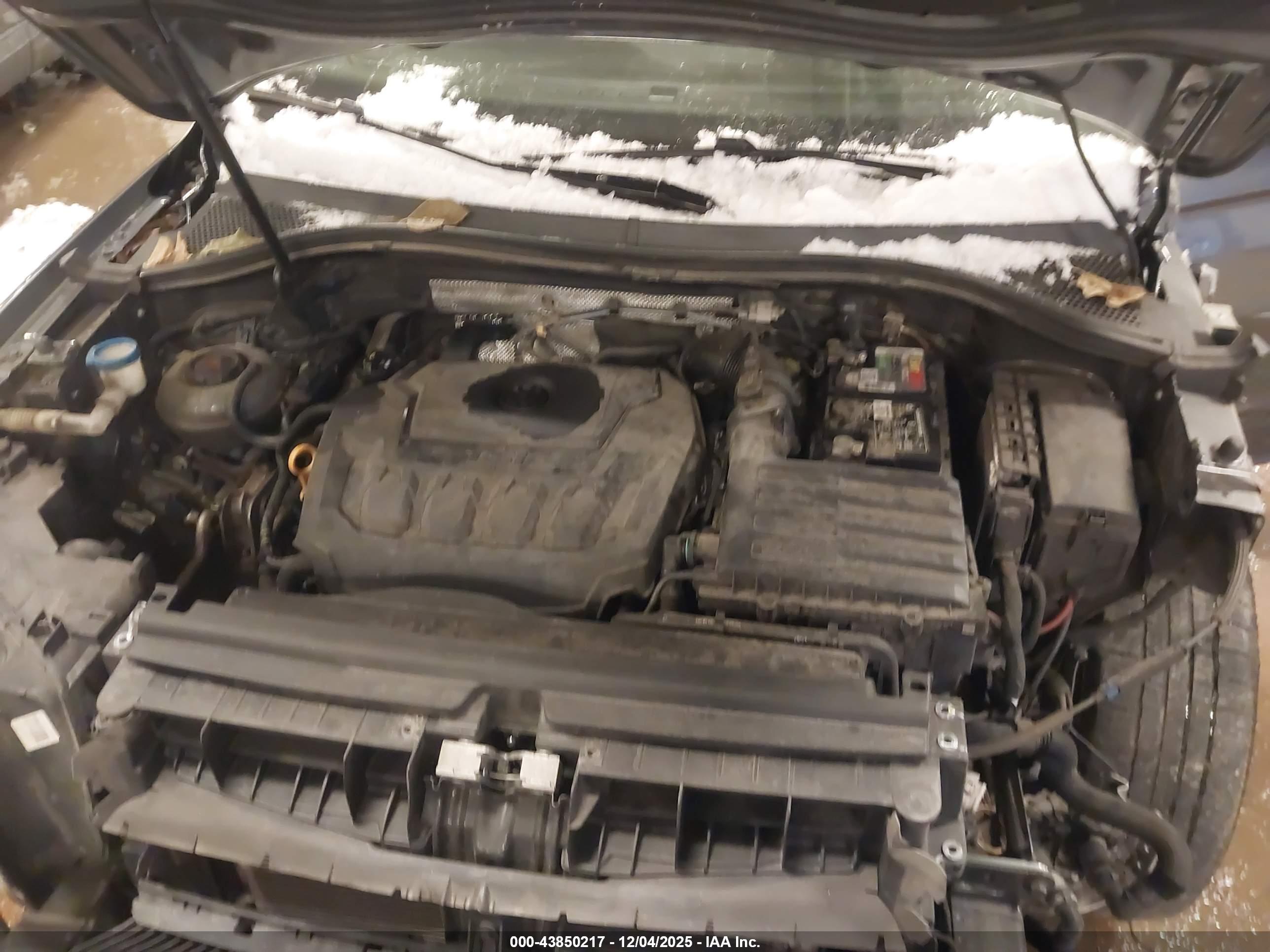 VOLKSWAGEN TIGUAN image 10