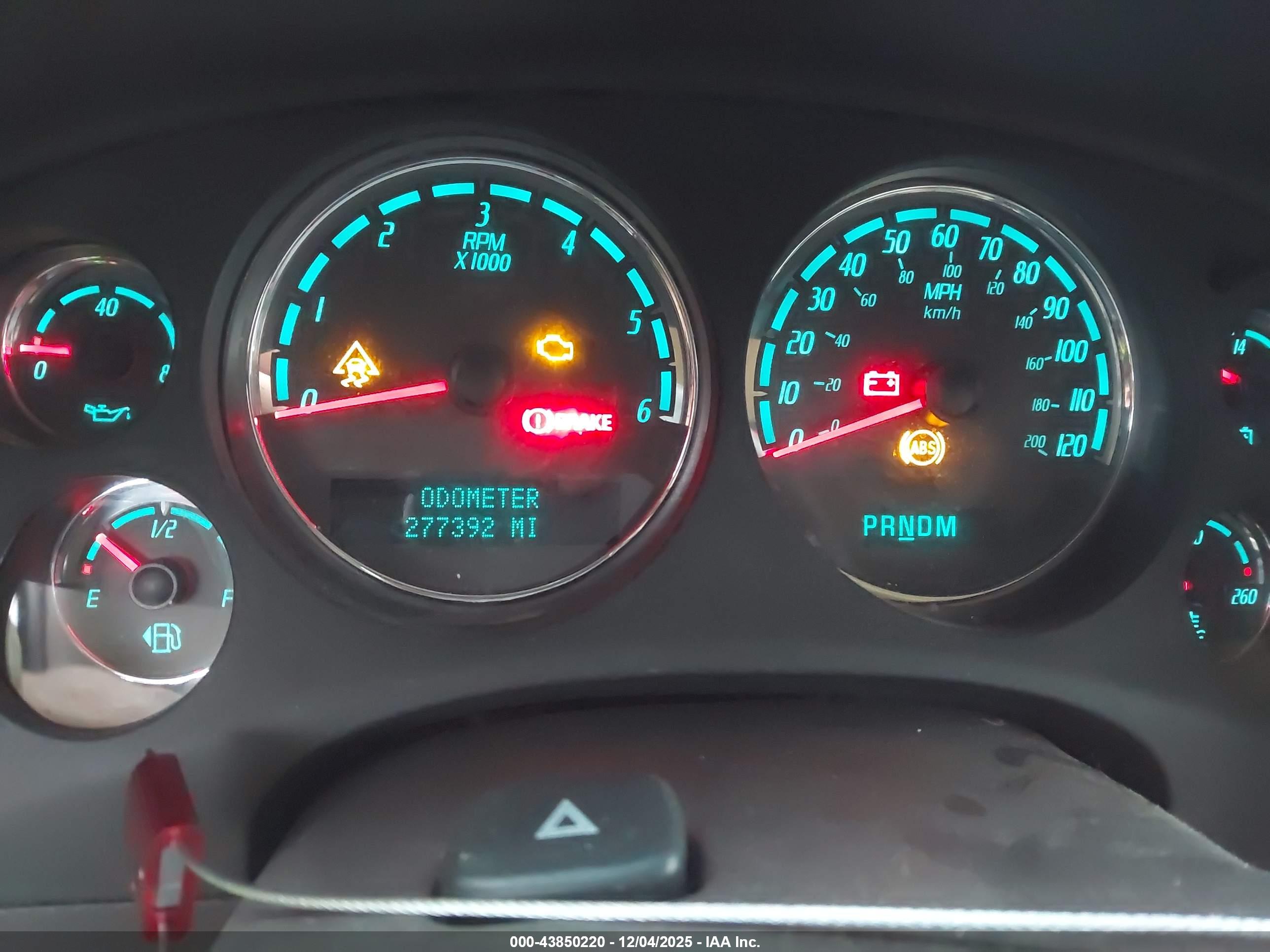 GMC YUKON image 7