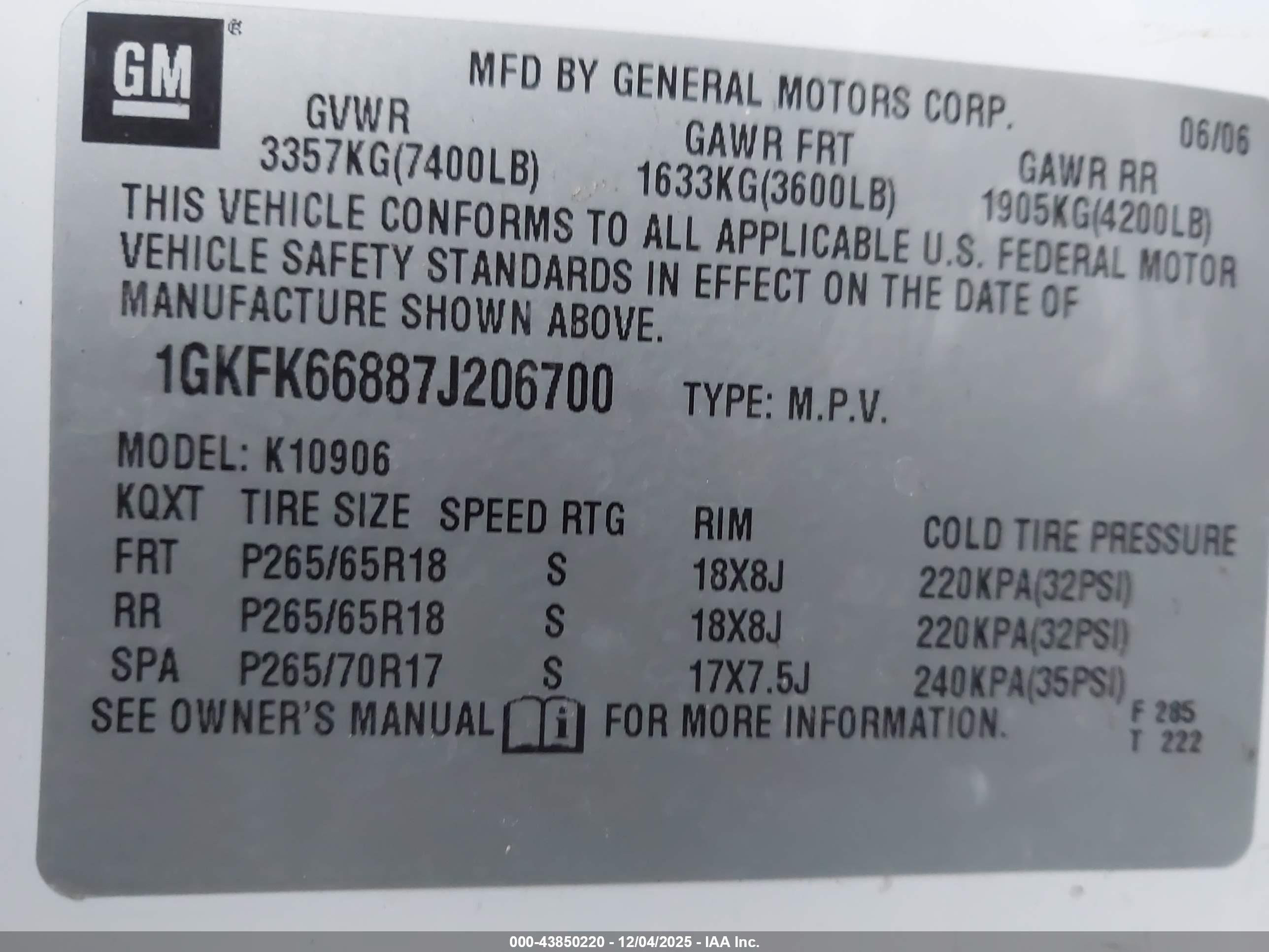 GMC YUKON image 9