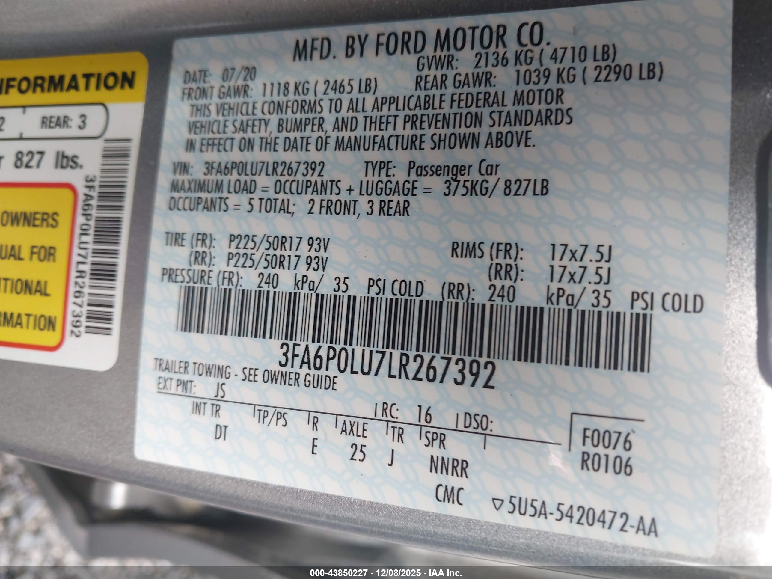 FORD FUSION image 9