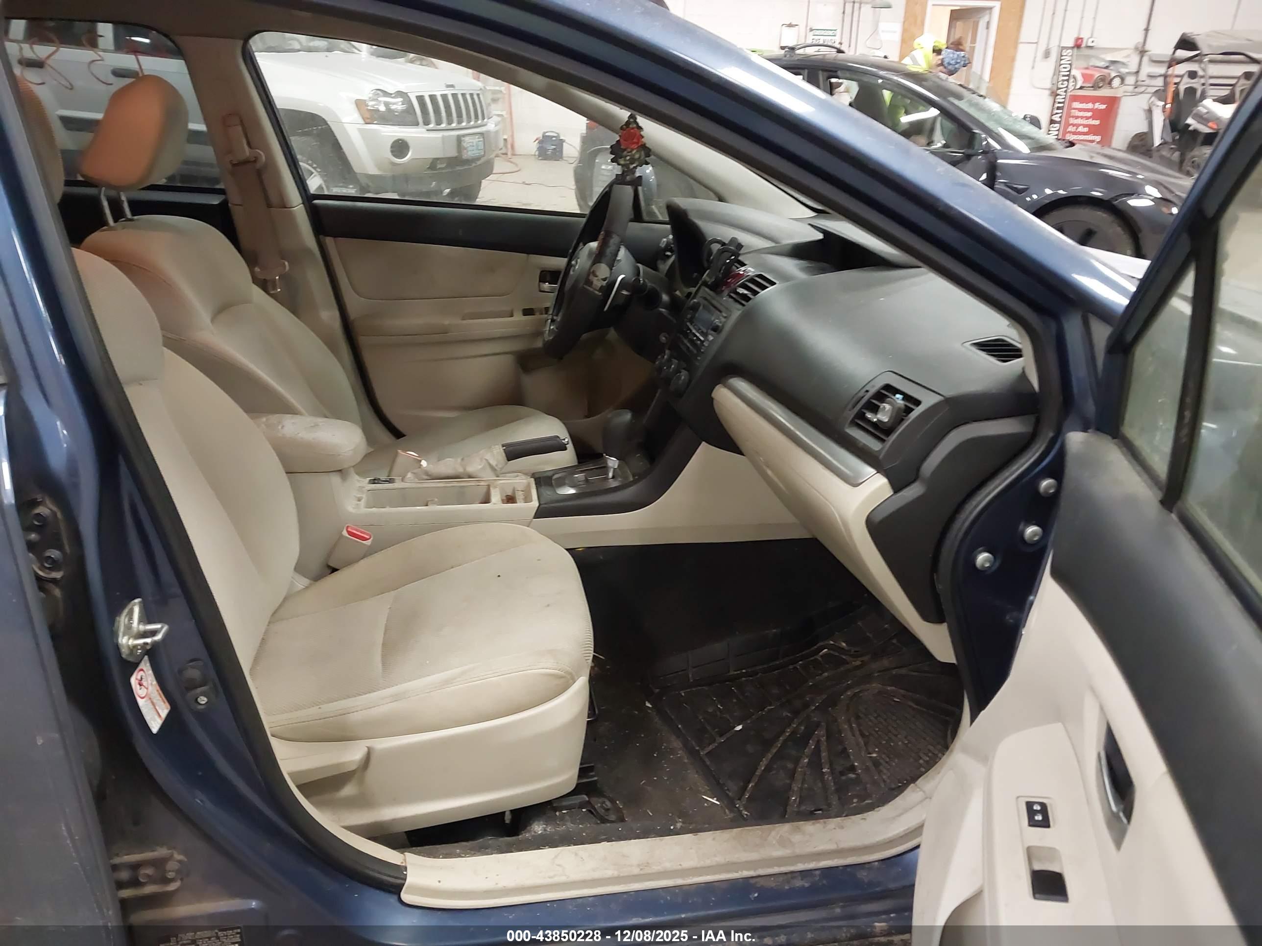 SUBARU XV image 5